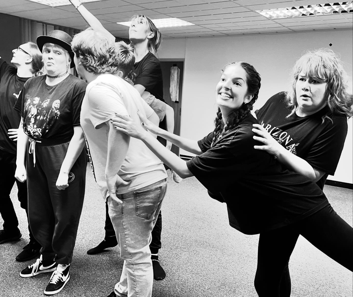 Scarlet Theatre - 🎩 “A Masterclass in Multi-Rolling…” 🎩...