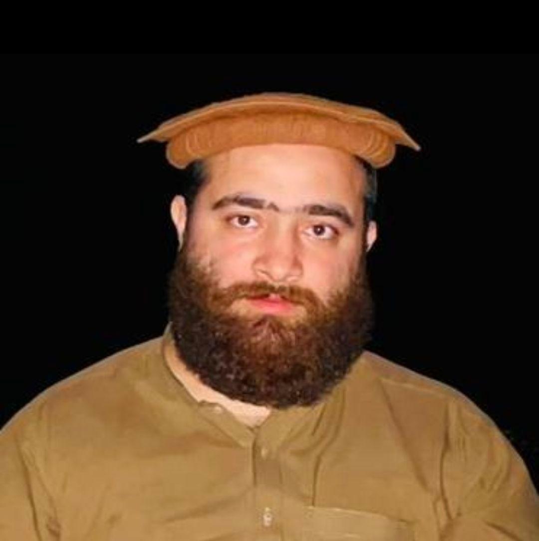 نن ورځ ش هيد ادم خان مزار ته ورغلی وم، ډير د افسوس مقام دی چې احسان ...