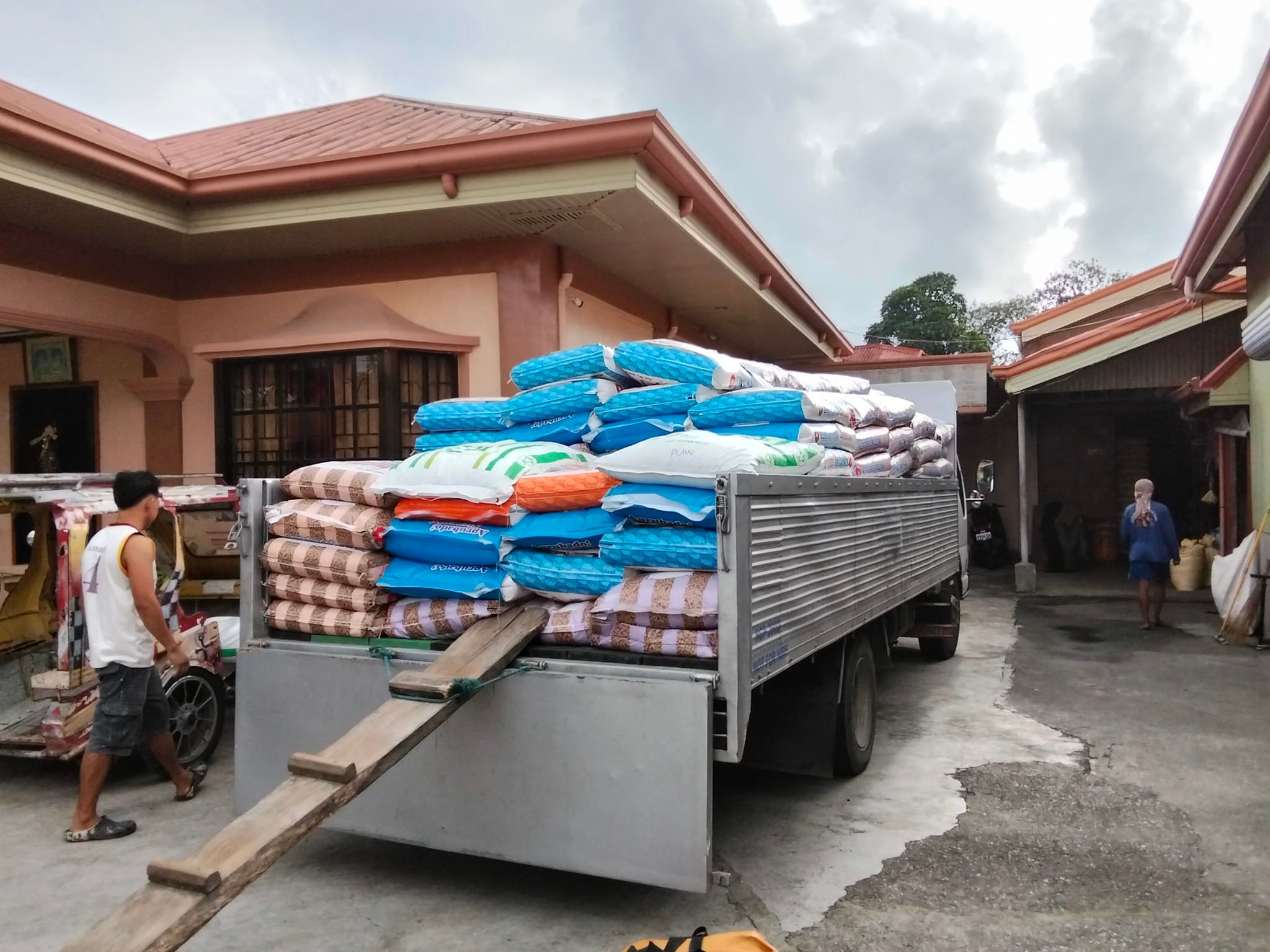 Green Rice Trading and Poultry Supplies | Caticlan