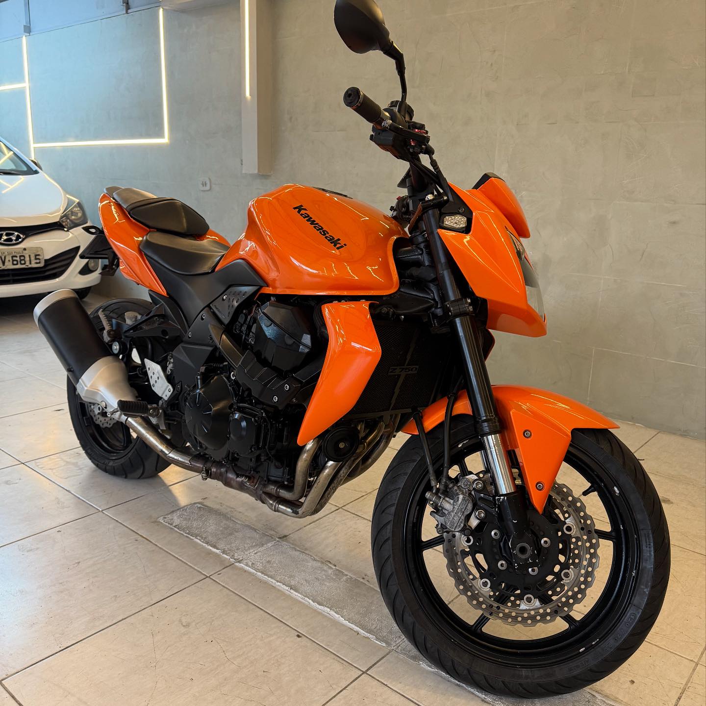 Kawasaki z750 2012 750cc 35.000 km R$ 35.990,00
