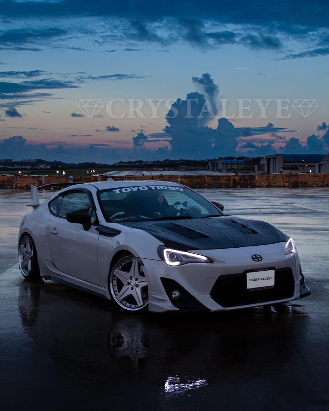 クリスタルアイ 86/BRZ LEDライトバーヘッドライト 86と言えばこの