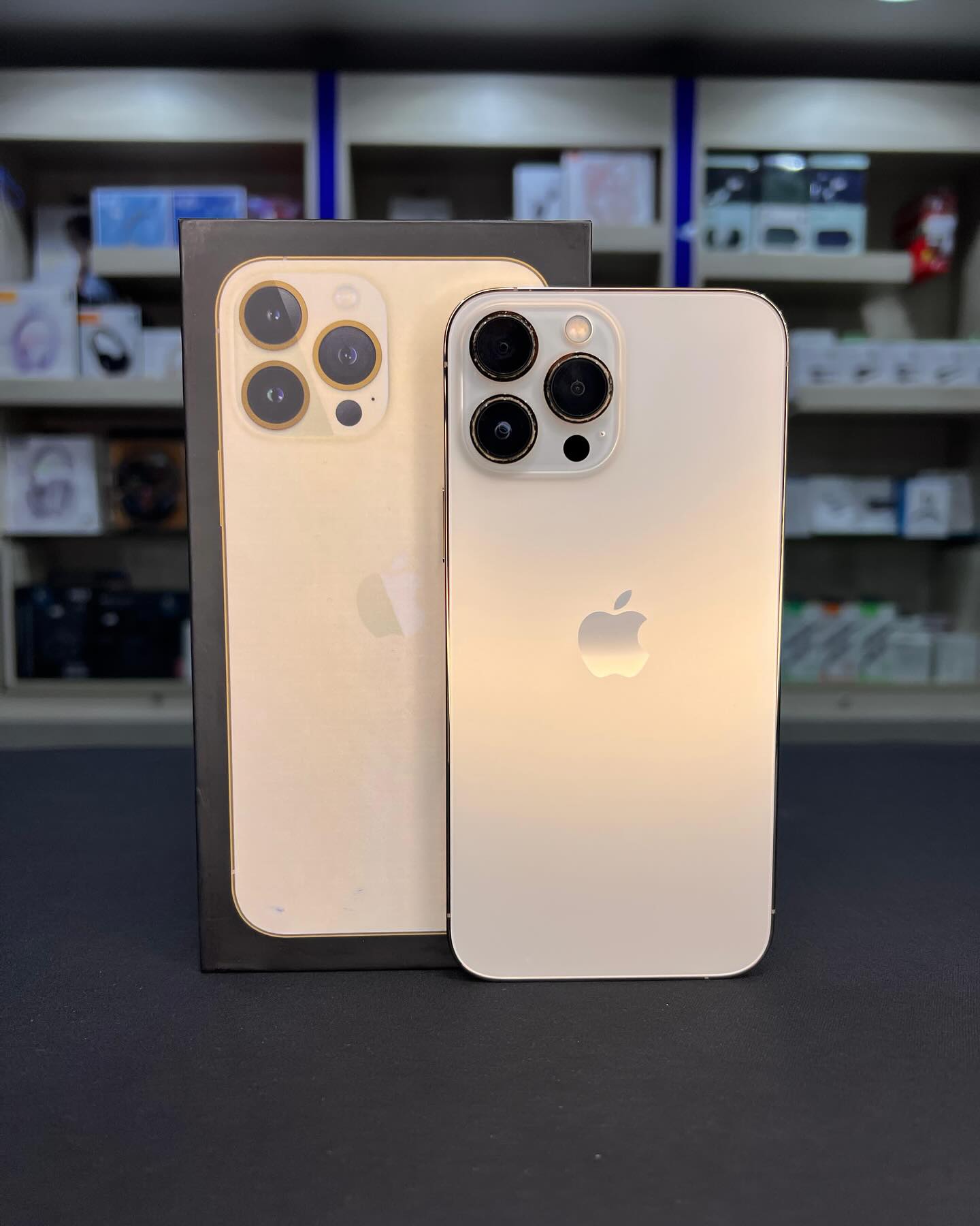 Used iPhone 13 Pro Max 128GB Gold in excellent condition 