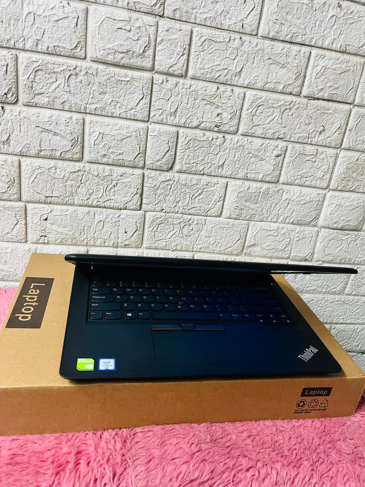lenovo i5 thinkcenter, 500hdd and 12gb Ram windows 11, office 16 
