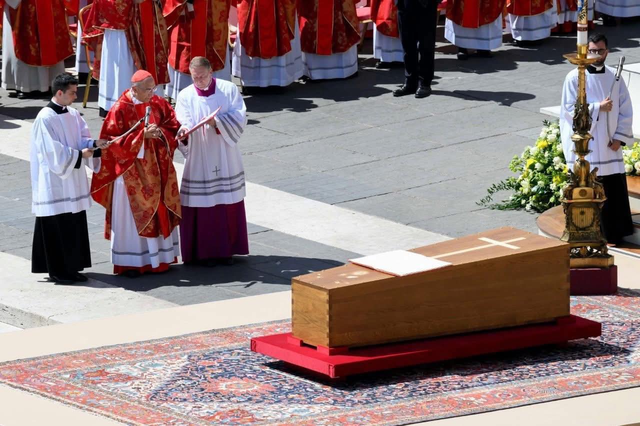 SunStar - The final valediction at the conclusion of the Solemn Requiem ...