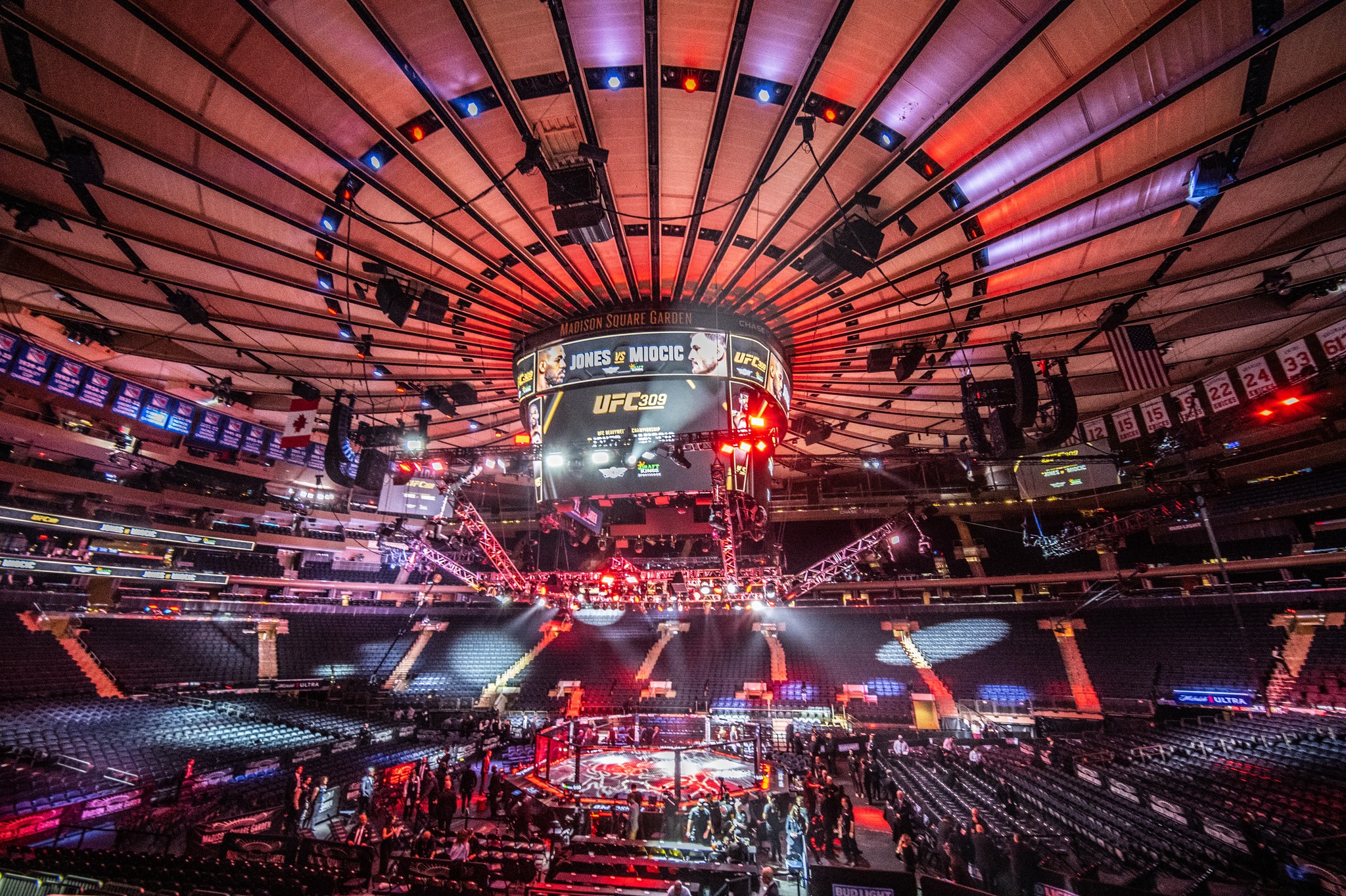 UFC - 📍: Madison Square Garden [ #UFC309 is LIVE on ESPN+...