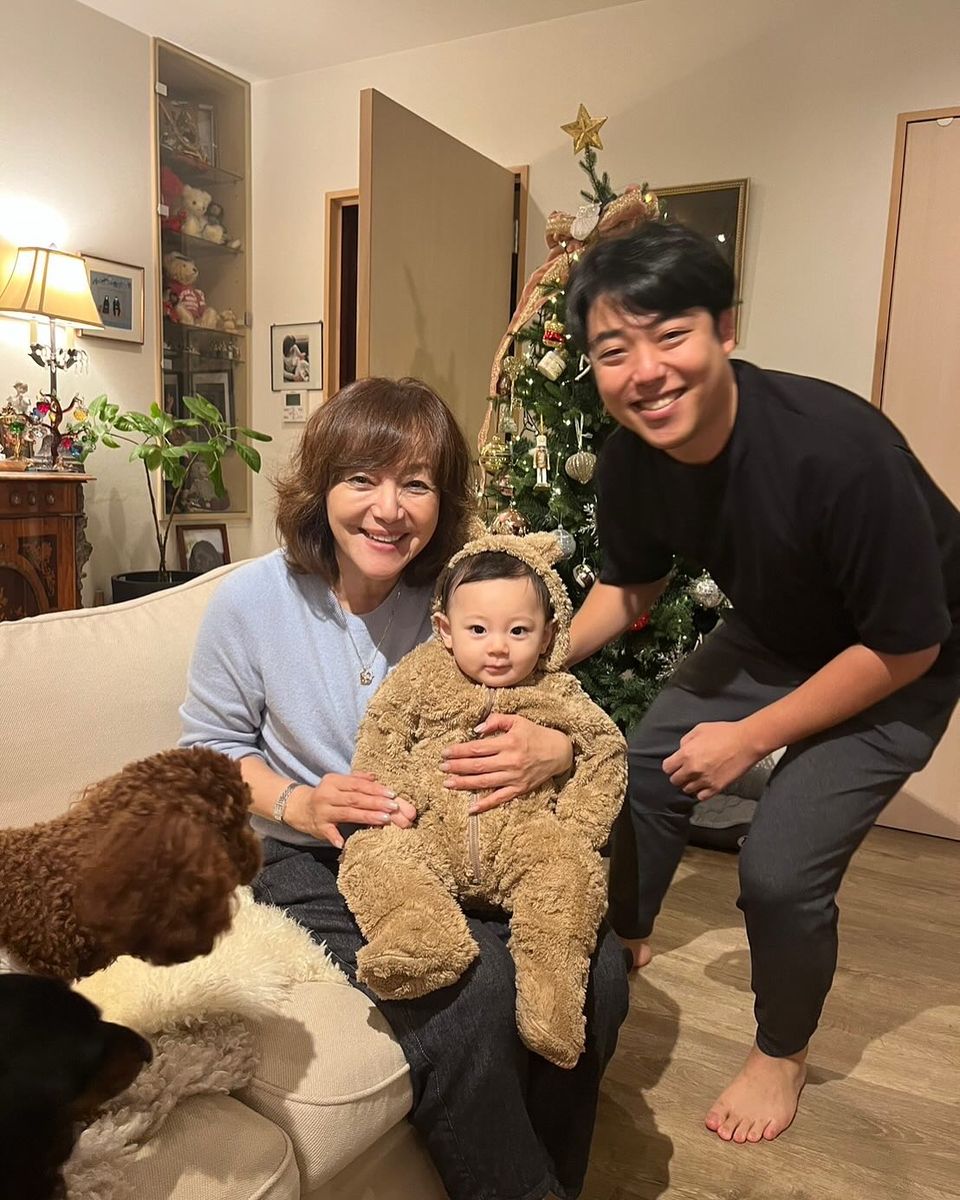 岩崎 宏美 息子