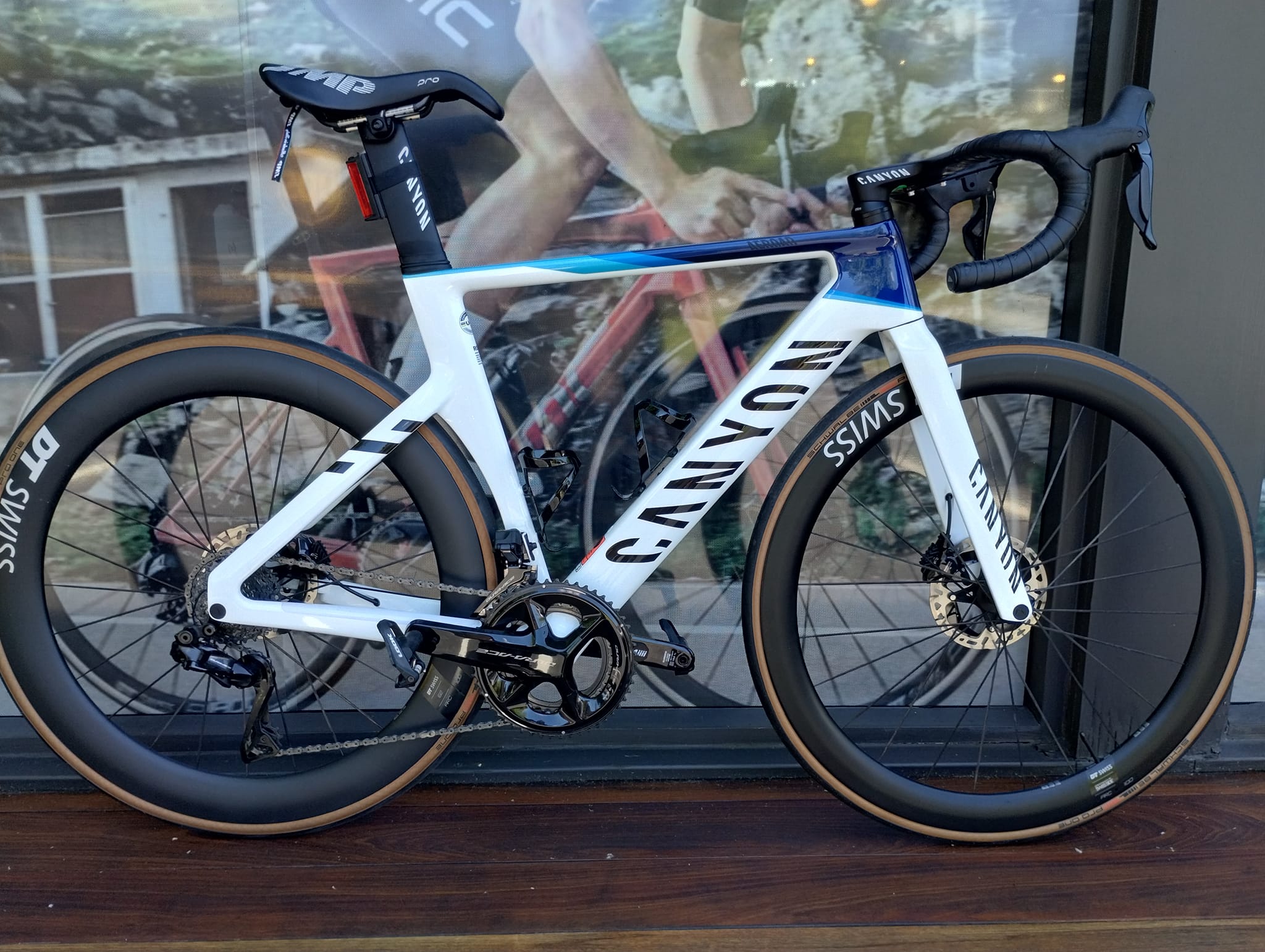 Canyon Aeroad with Di2 Ultegra 12 speed groupset