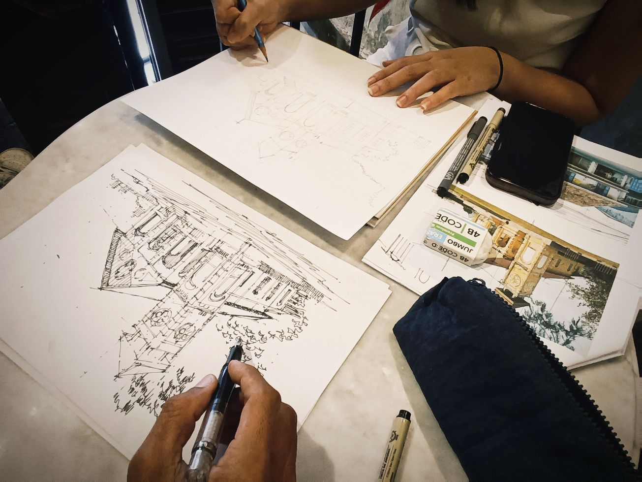Res. - Res. Drawing : Private Class .. ;) 👍 . สนใจร่วมวง คลาสเล็กๆ เป็น ...