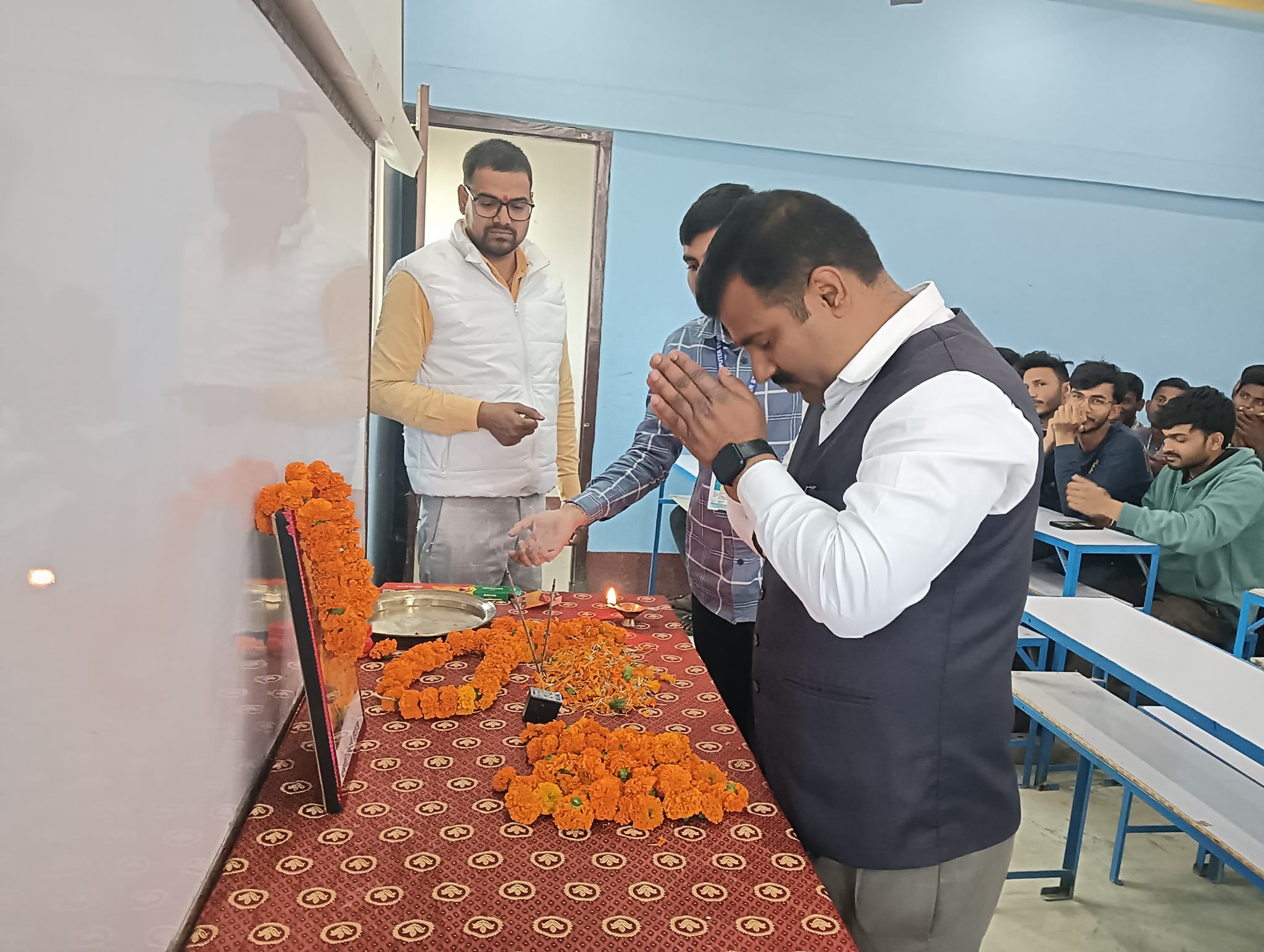 Awadh Computer Study Centre | Hazrat Jandaha