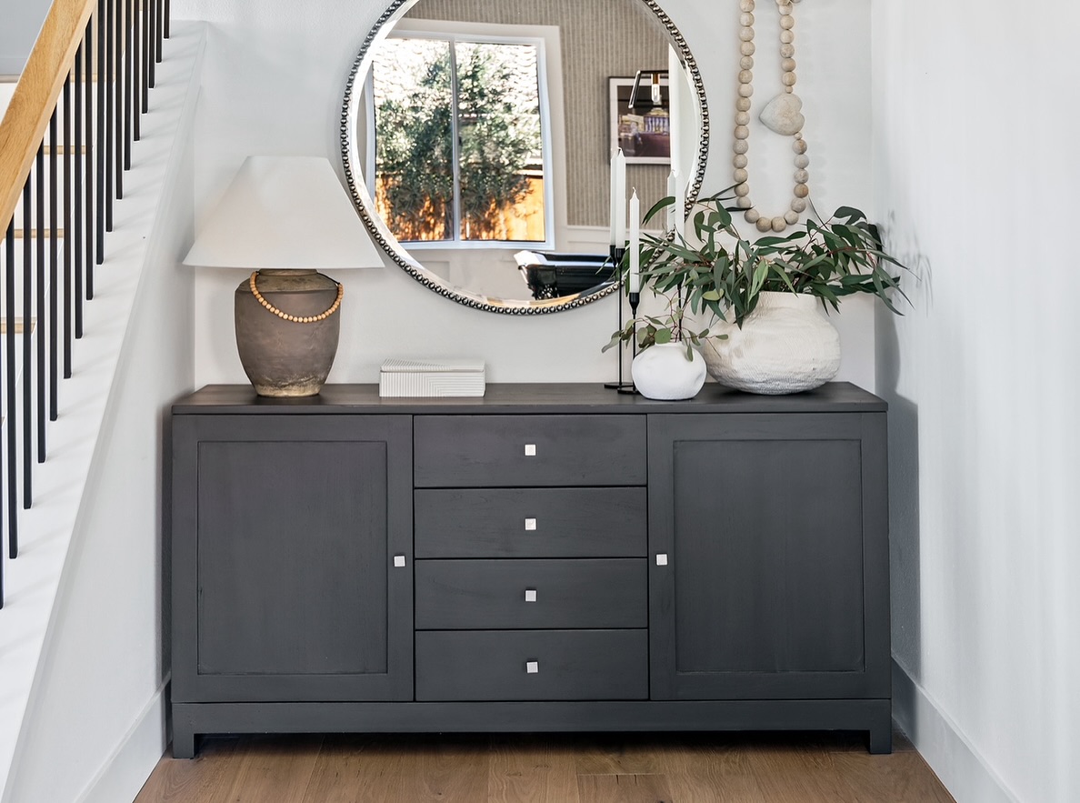 Laura Lochrin Interiors