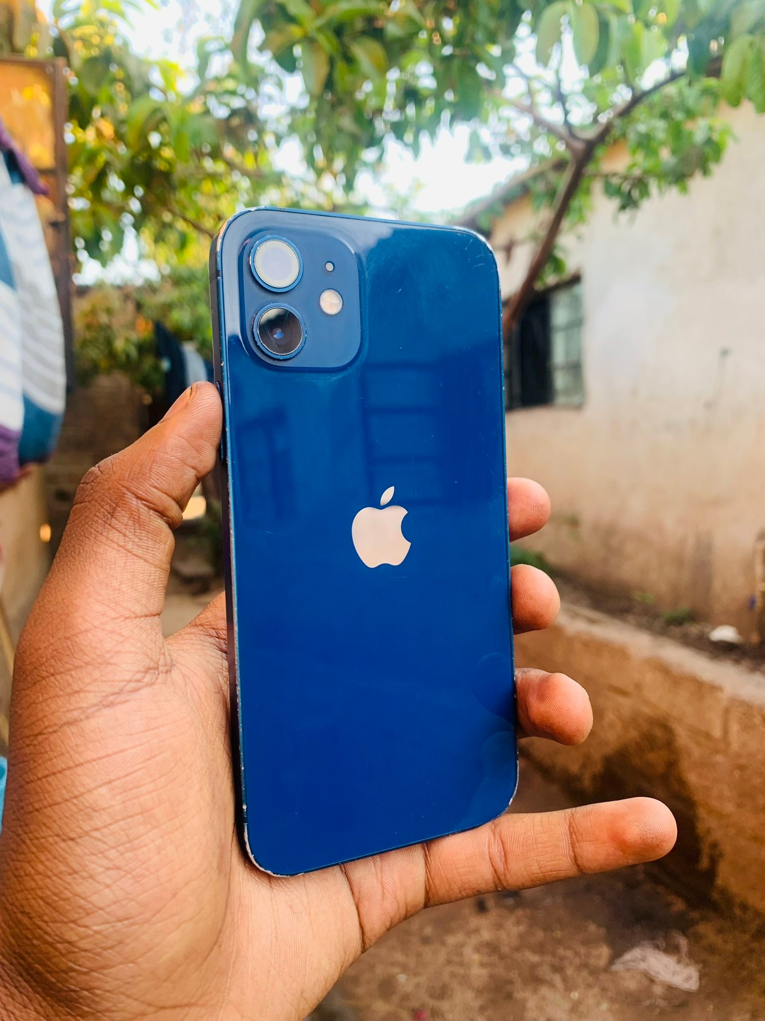 iPhone 12 64gb✓