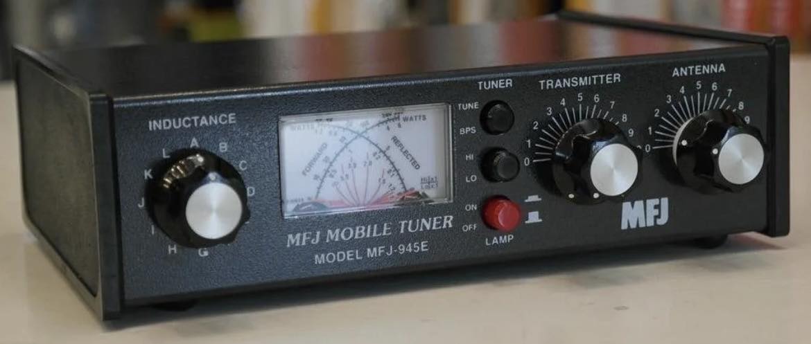 Now available on the website! 📡 Second-Hand MFJ-945E Mobile
