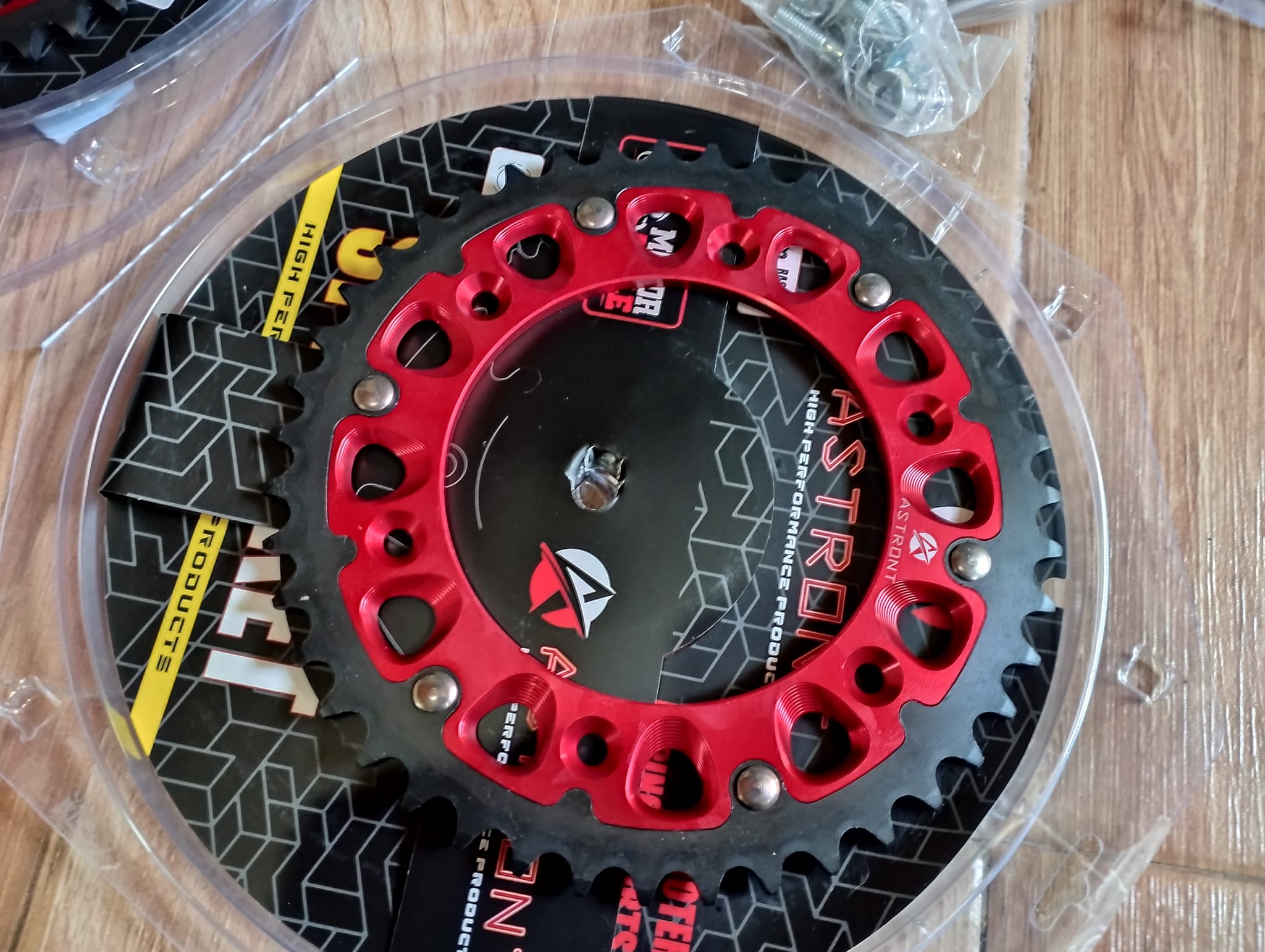 Crf250/300 sprocket highspeed 13-43 (520) price 4200 Goldchain Non