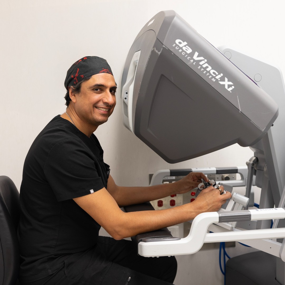 Epworth - Milestone as Homi completes 500 da Vinci surgeries! 🤖🎉 A/Prof ...