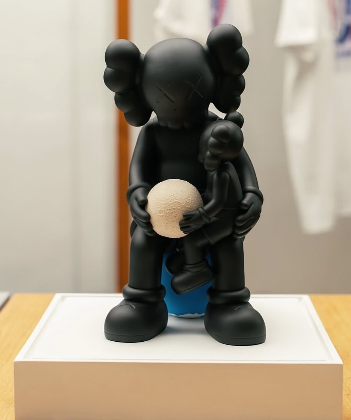 The Thailand exclusive is here: KAWS Holiday Thailand Vinyl 