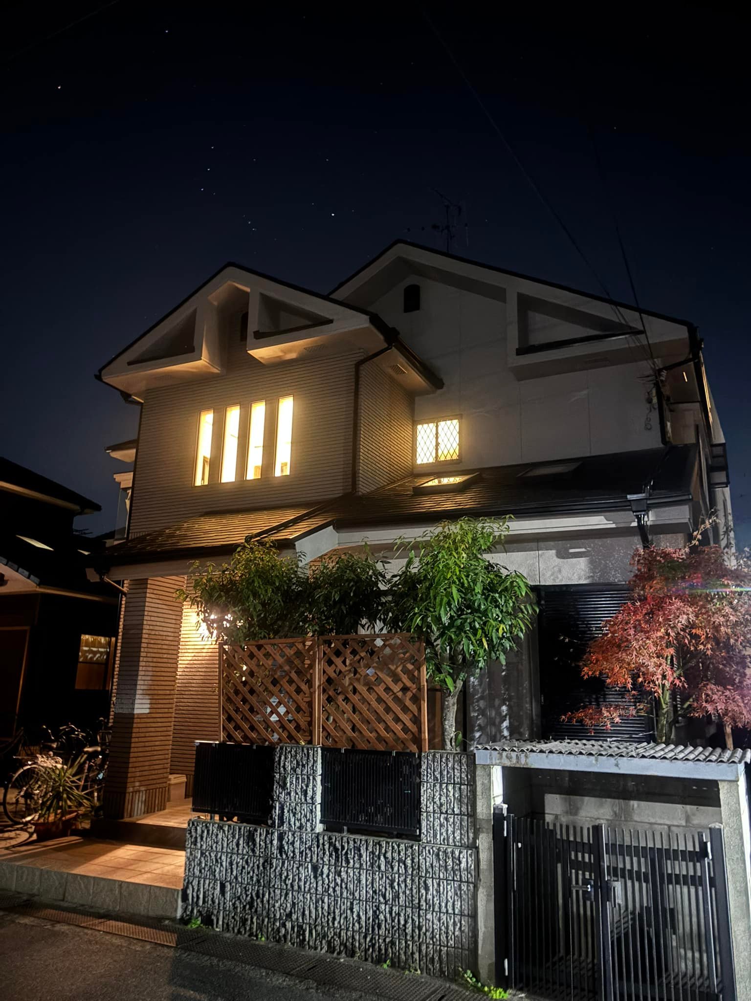 小湯Tommyの日本生活 - 有一點小星空，有一點小溫馨🏠 鄉下無光害的房子，天空就是這麼舒服...
