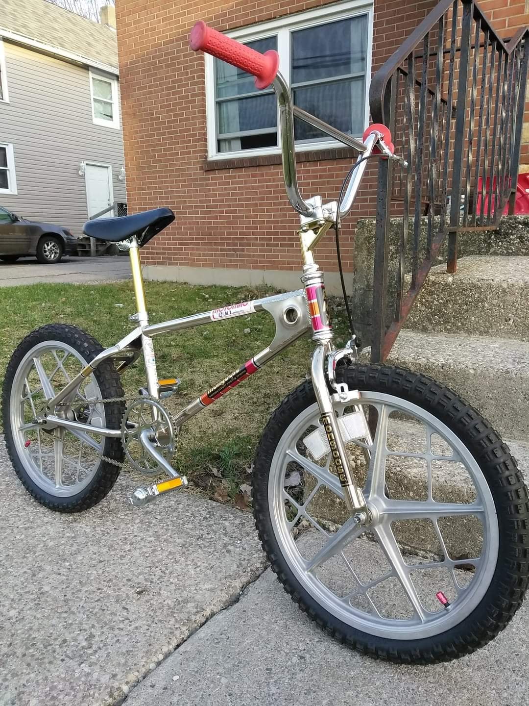 Mongoose Rogue BMX bike for sale, barely used