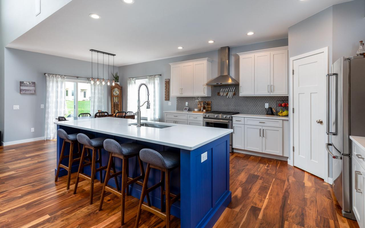 Lake - 💙 A bold royal blue island takes center stage in this gorgeous ...