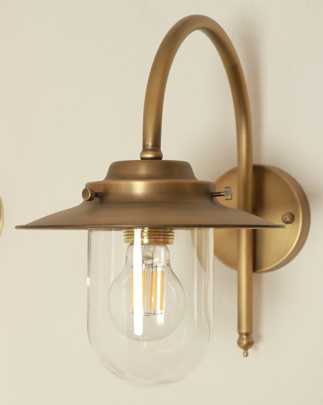 Daniel Light Design | Omez