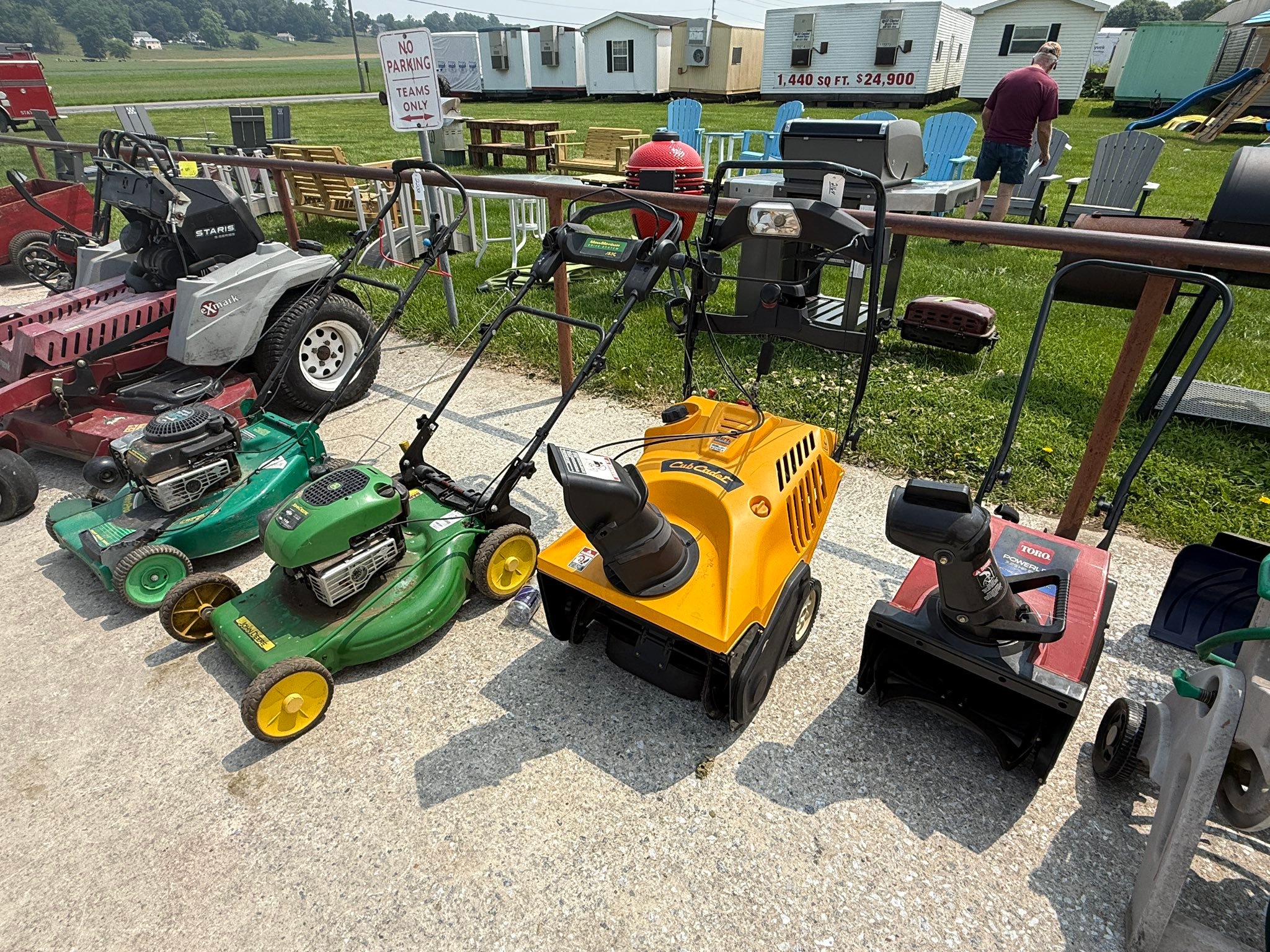 Gordonville Mud Sale | Gordonville PA