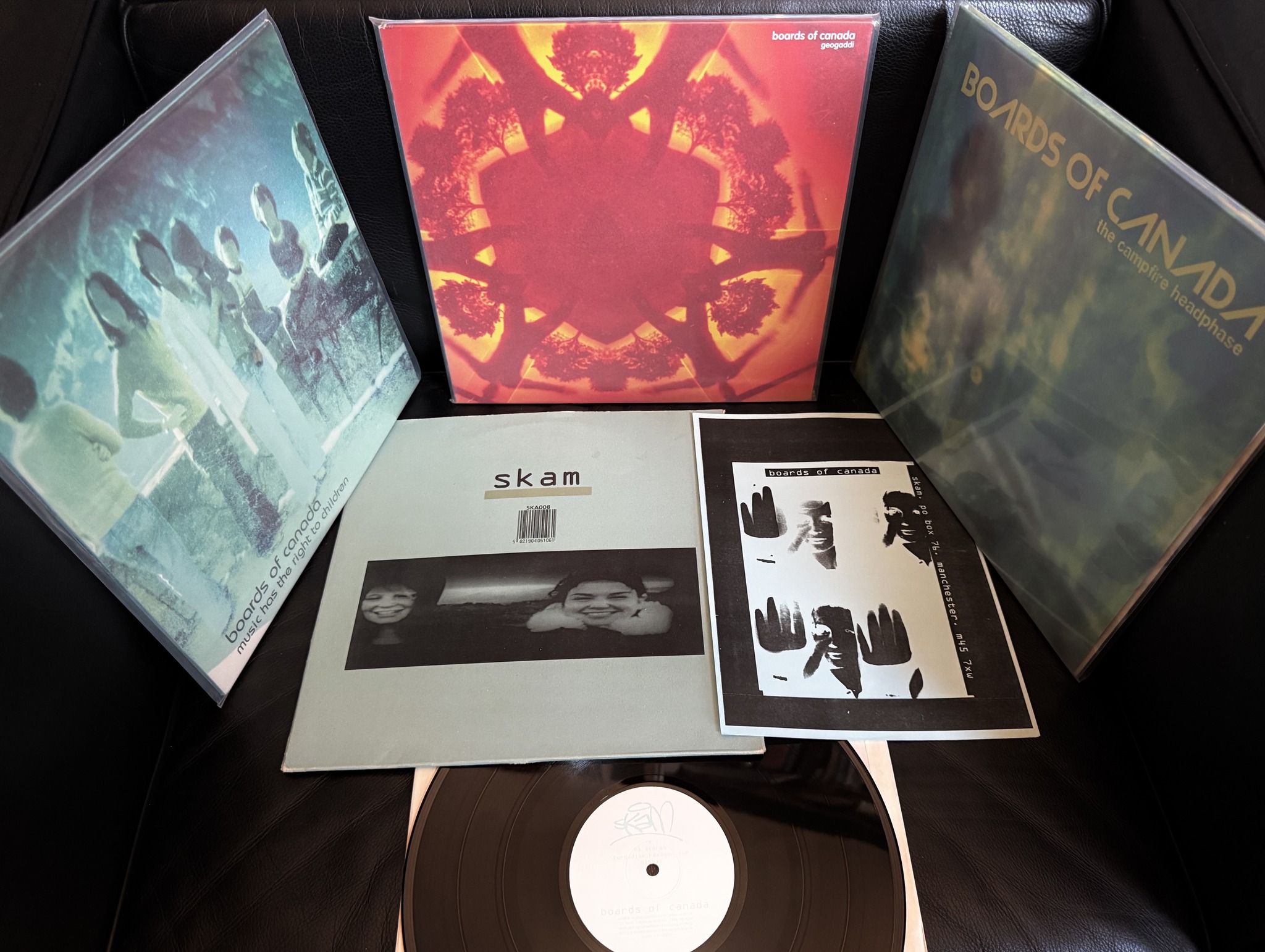 未使用 Boards Of  – Music Has レコード Boards of Canada's analog gear vs musical approach