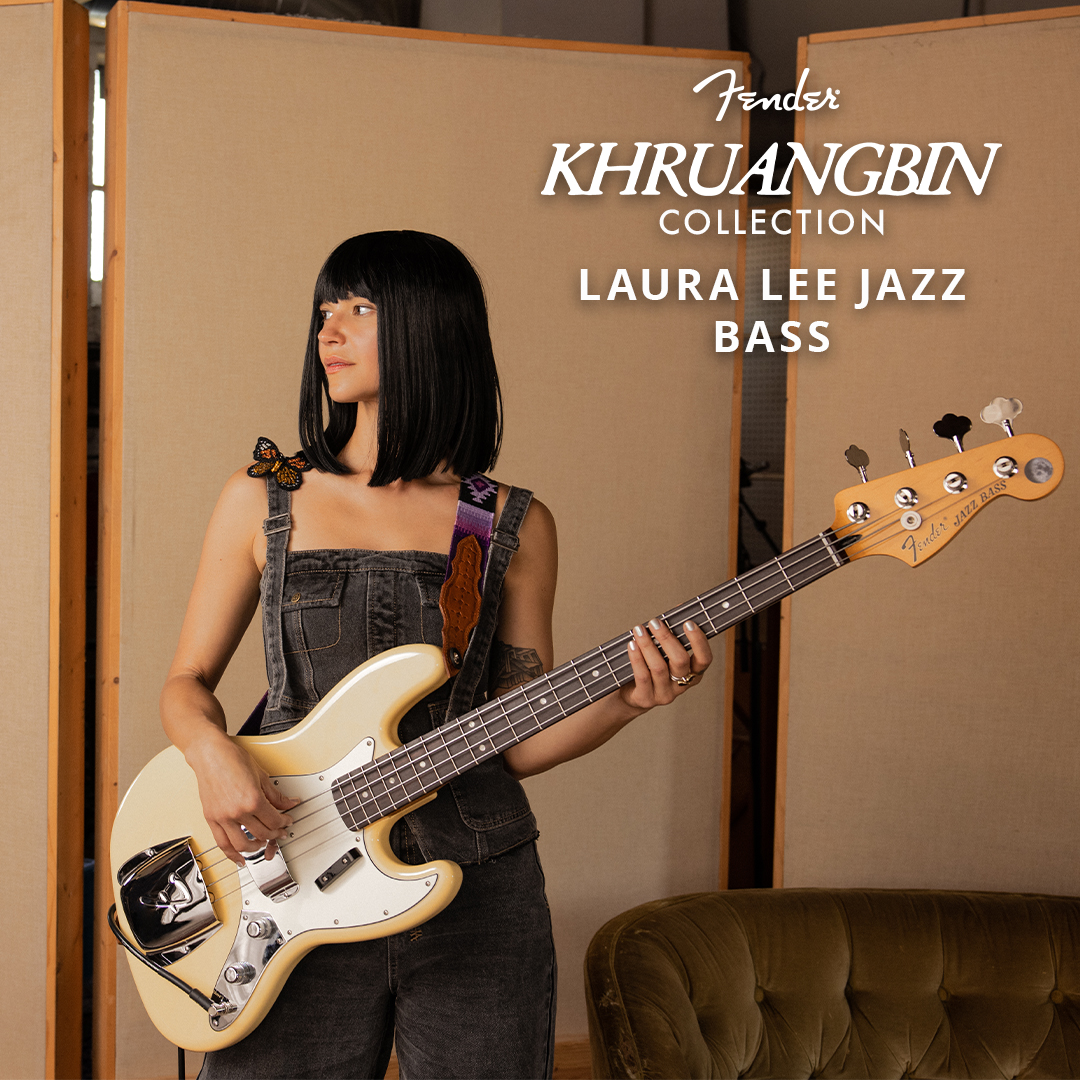 Khruangbin's Laura Lee with her SX bass