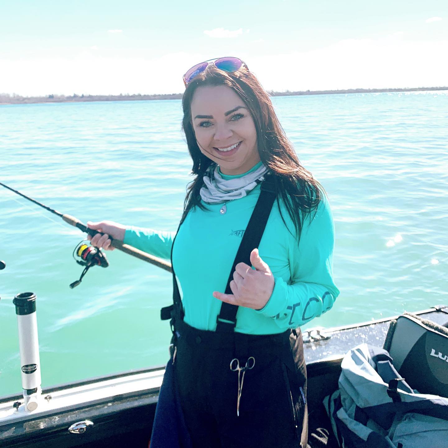 buck tail fishing lures Livingston EBS Spinner 100 Nothing But Nets - angle:30 degree Musky Shake and Crank Warmer water temperatures will