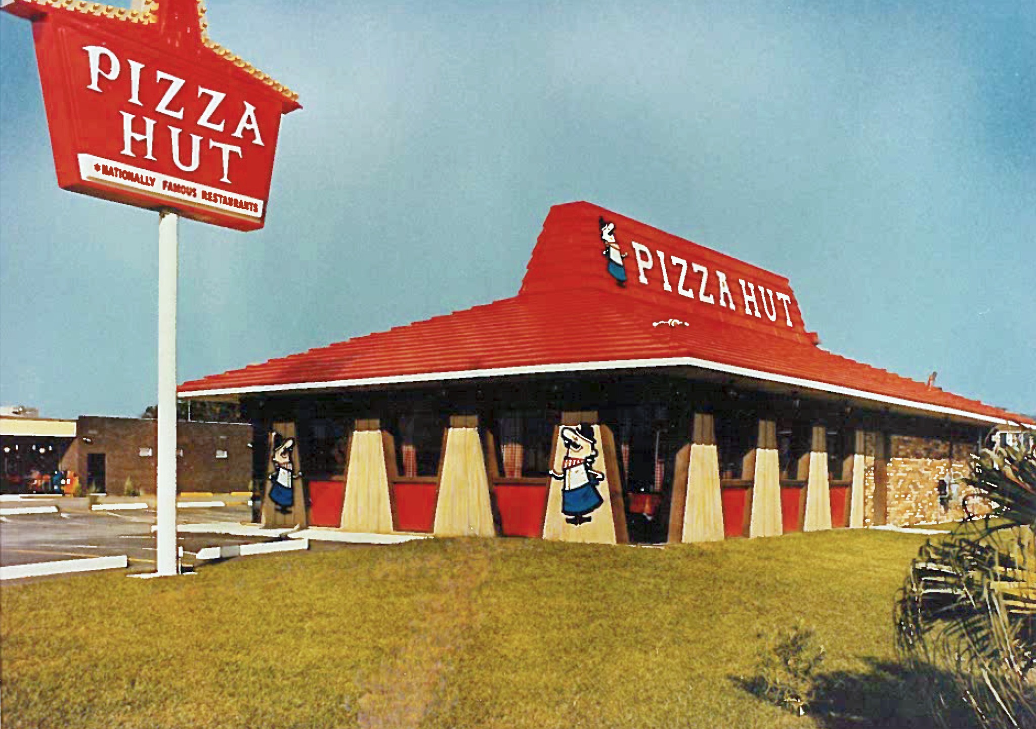 Pizza Hut in the '70s 😄🍕