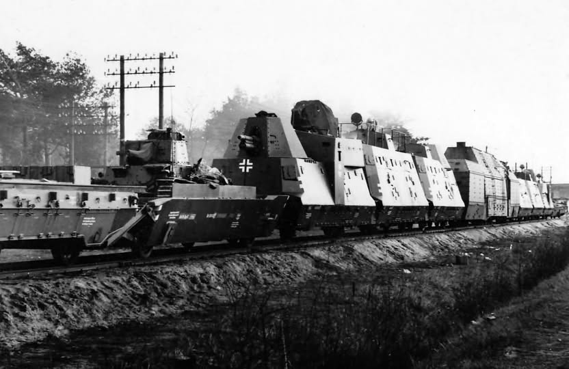 Panzerzug 61 BP42 German armored train More Photos : warphotos.net