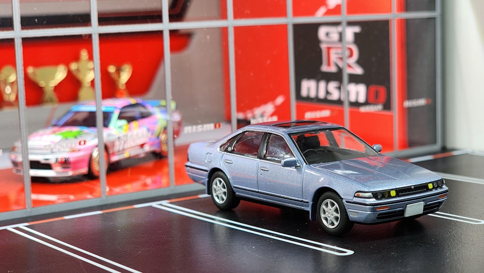 Tomica Limited Vintage NEO LV-N319a - Nissan Cefiro Anni '90, Scala 1:64, Tomytec