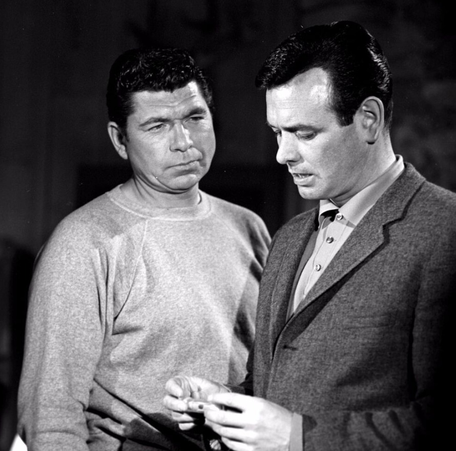 Old - The Fugitive is a classic American drama series that originally ...