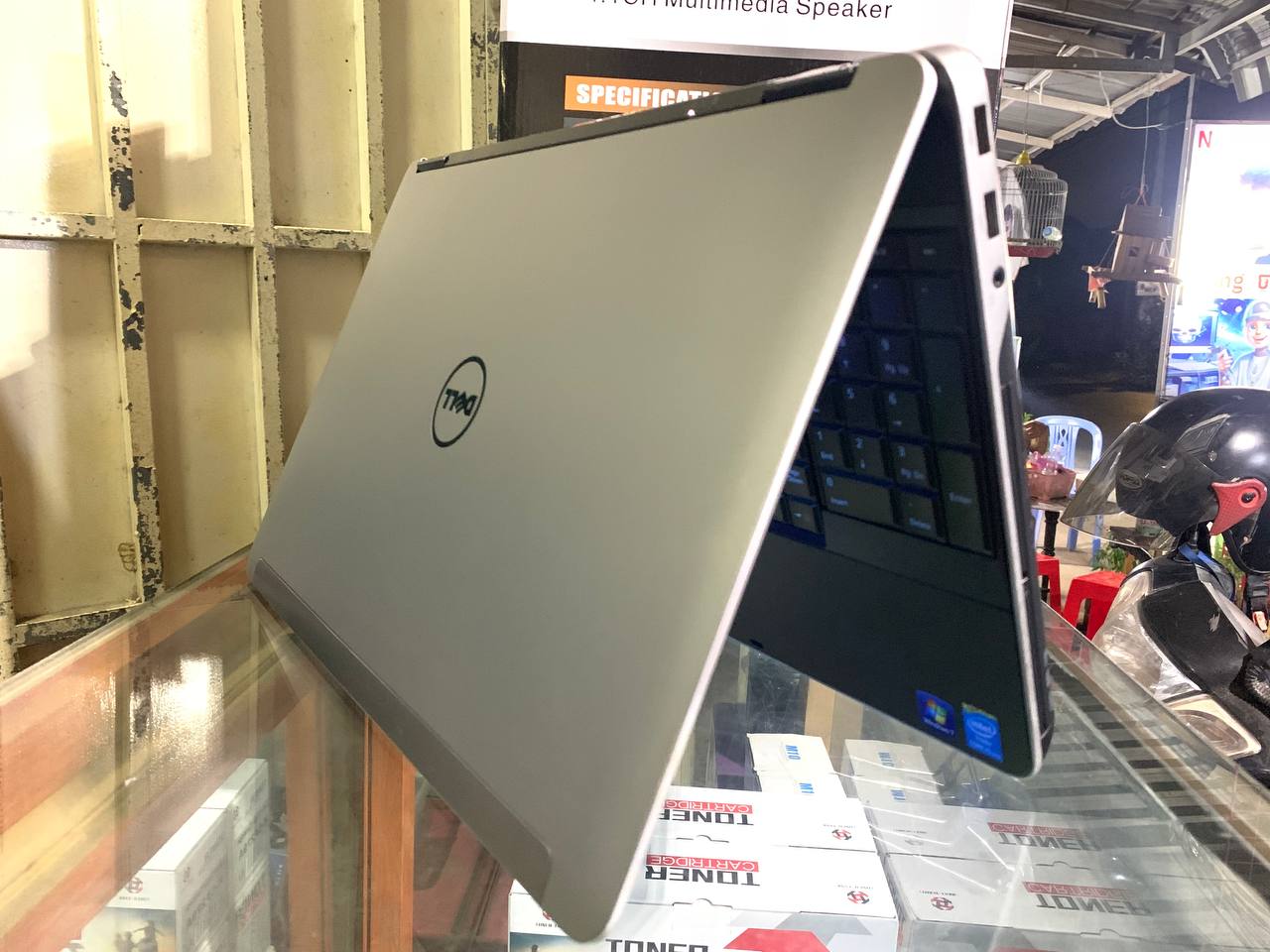 125$ DELL Latitude E6540 (SecondHands) 4CPUs Core i5-4300M @2.60