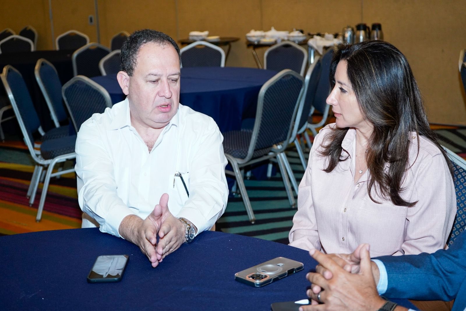 La Ministra Michelle Sol se... - Ministerio de Vivienda | Facebook