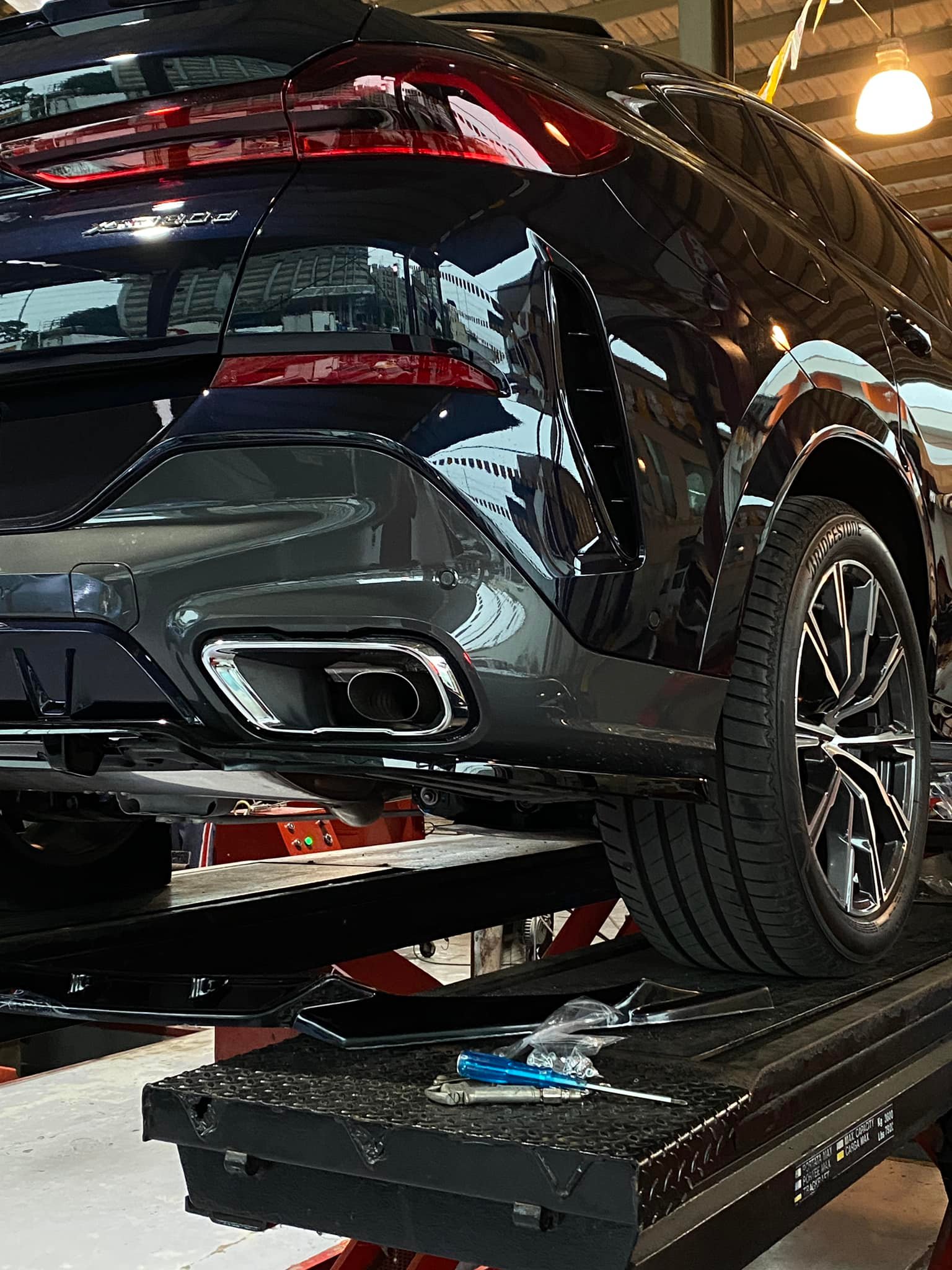 Full Ⓜ️-Pack body kit installation on... - L'Arte KAR Tuning