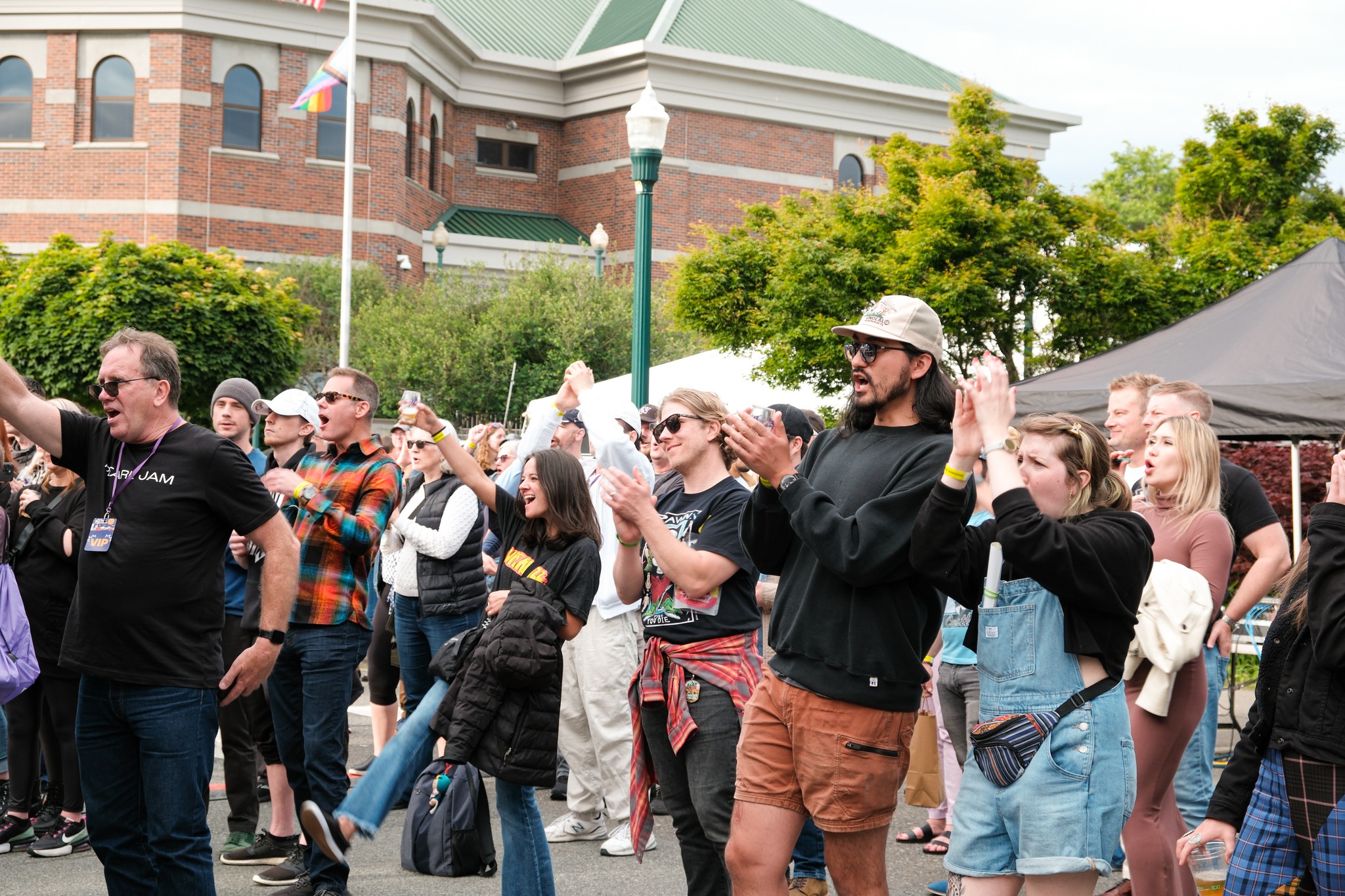 UW - Join the crowd and kick off summer in style at the UW Bothell ...