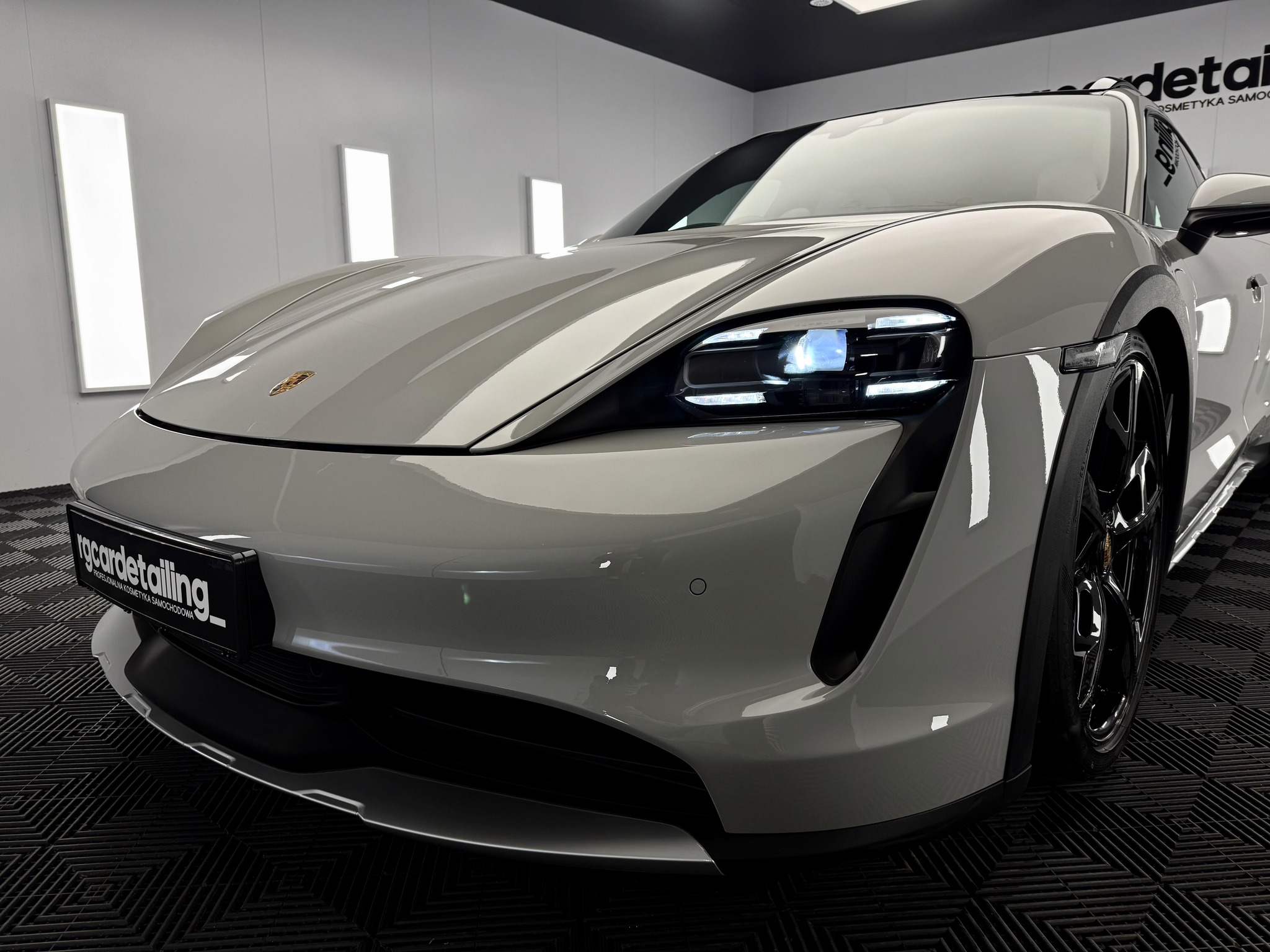 CK Customs - W związku z szybkim rozwojem firmy CK Customs Poszukujemy ...