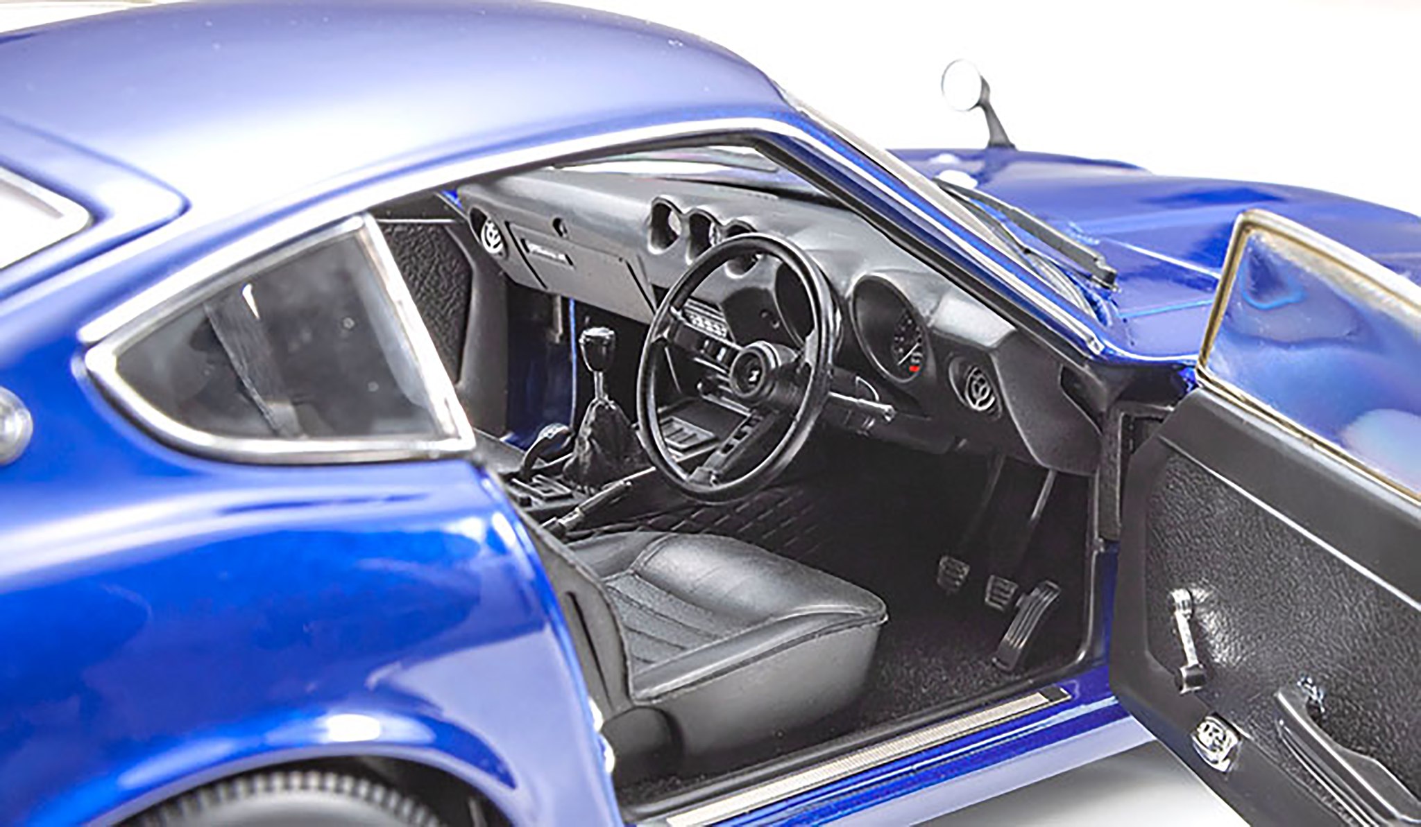 1/18 Scale Diecast Collection Nissan Fairlady Z (S30) Blue