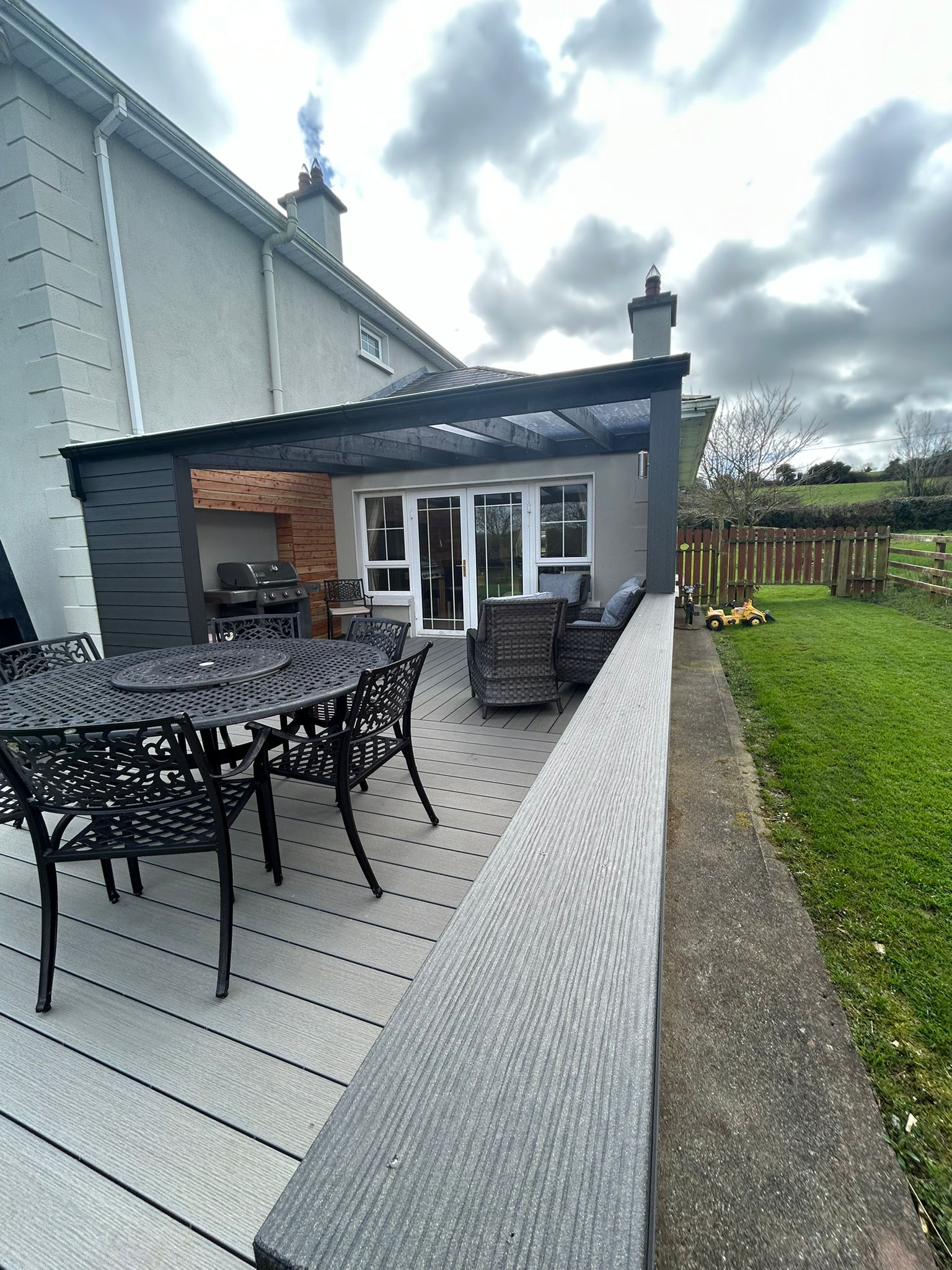 PH Decking - Have a scroll through these photos of a deck...