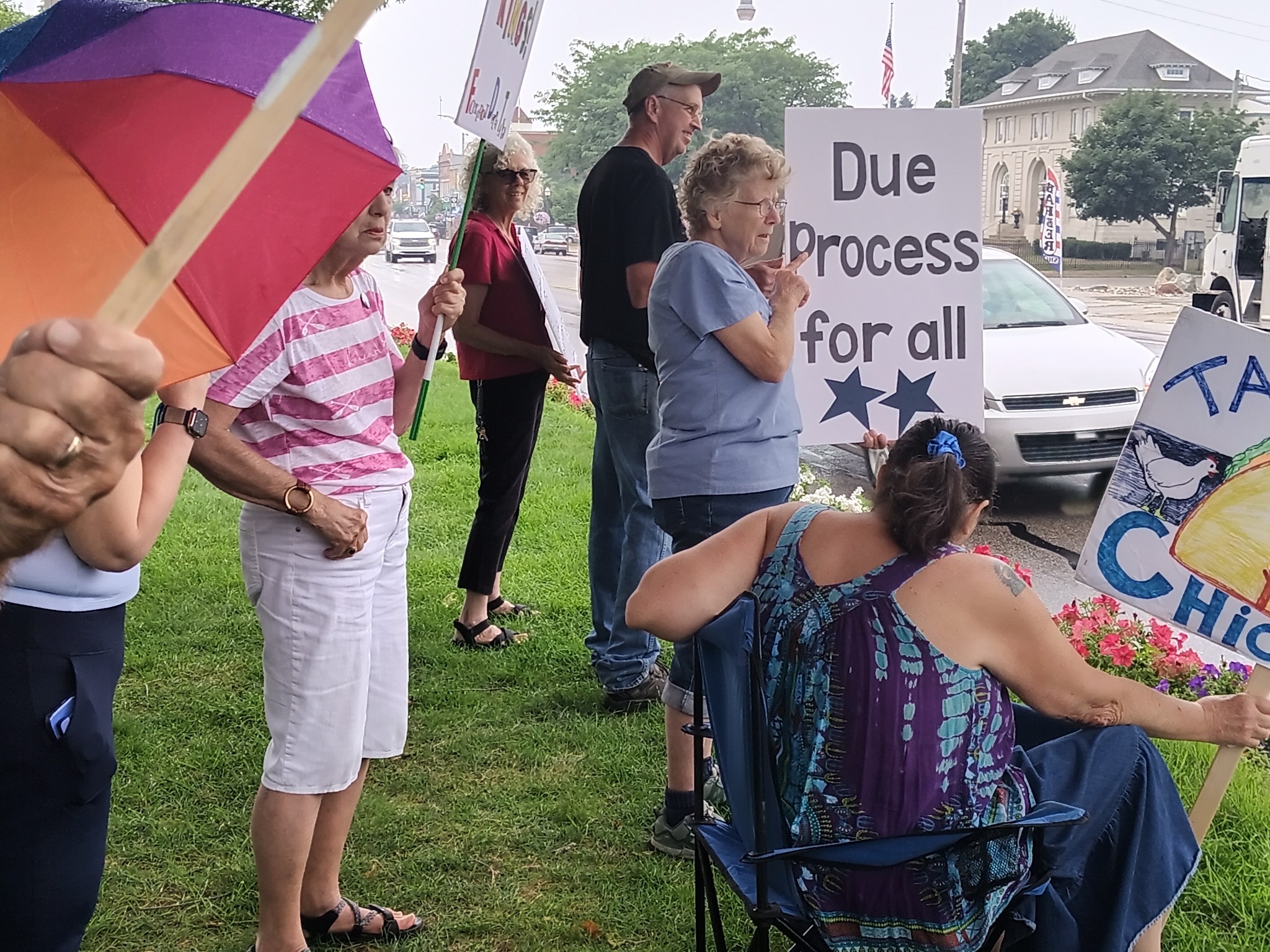 Standing in the rain to... - Mason County MI Democratic Party | Facebook