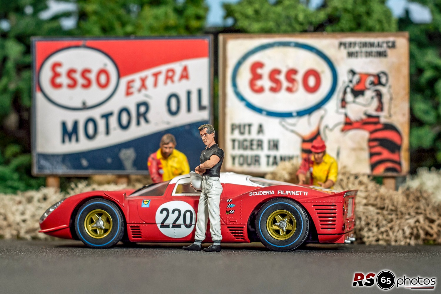 The stunning new Ferrari 412P 1/32 scale slot car by Policar. This