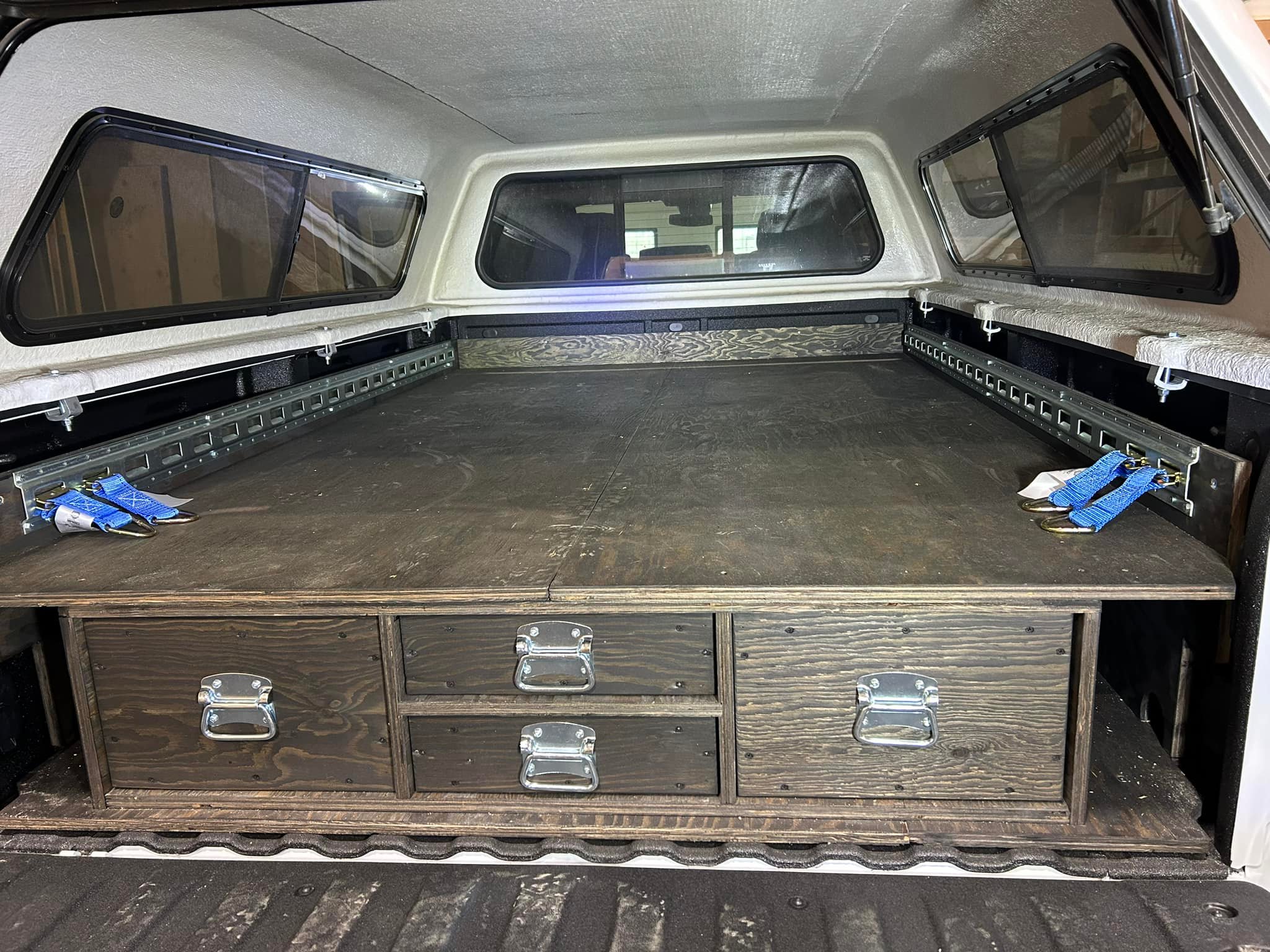 Victor Distributing Truck Accessories | Grande Prairie AB