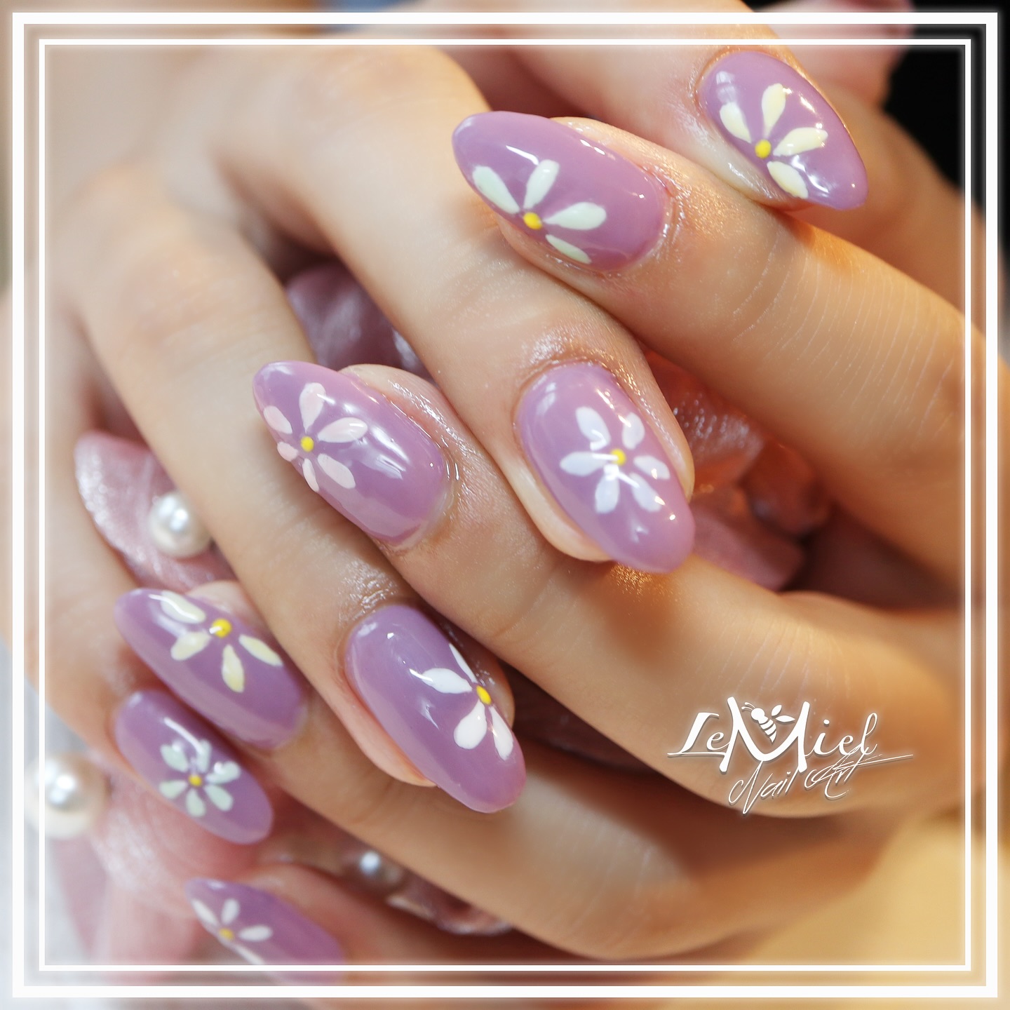本日の #お客様ネイル #手描きフラワーネイル #お持ち込みデザイン 