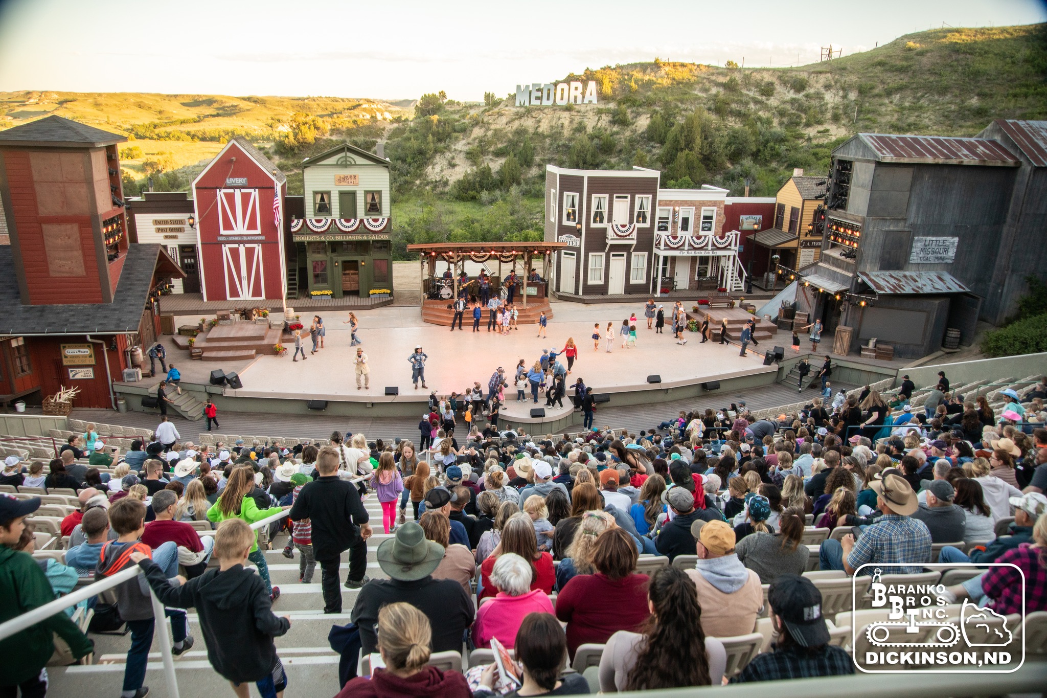 Medora, ND - Get off the beaten path and have some fun in the North ...