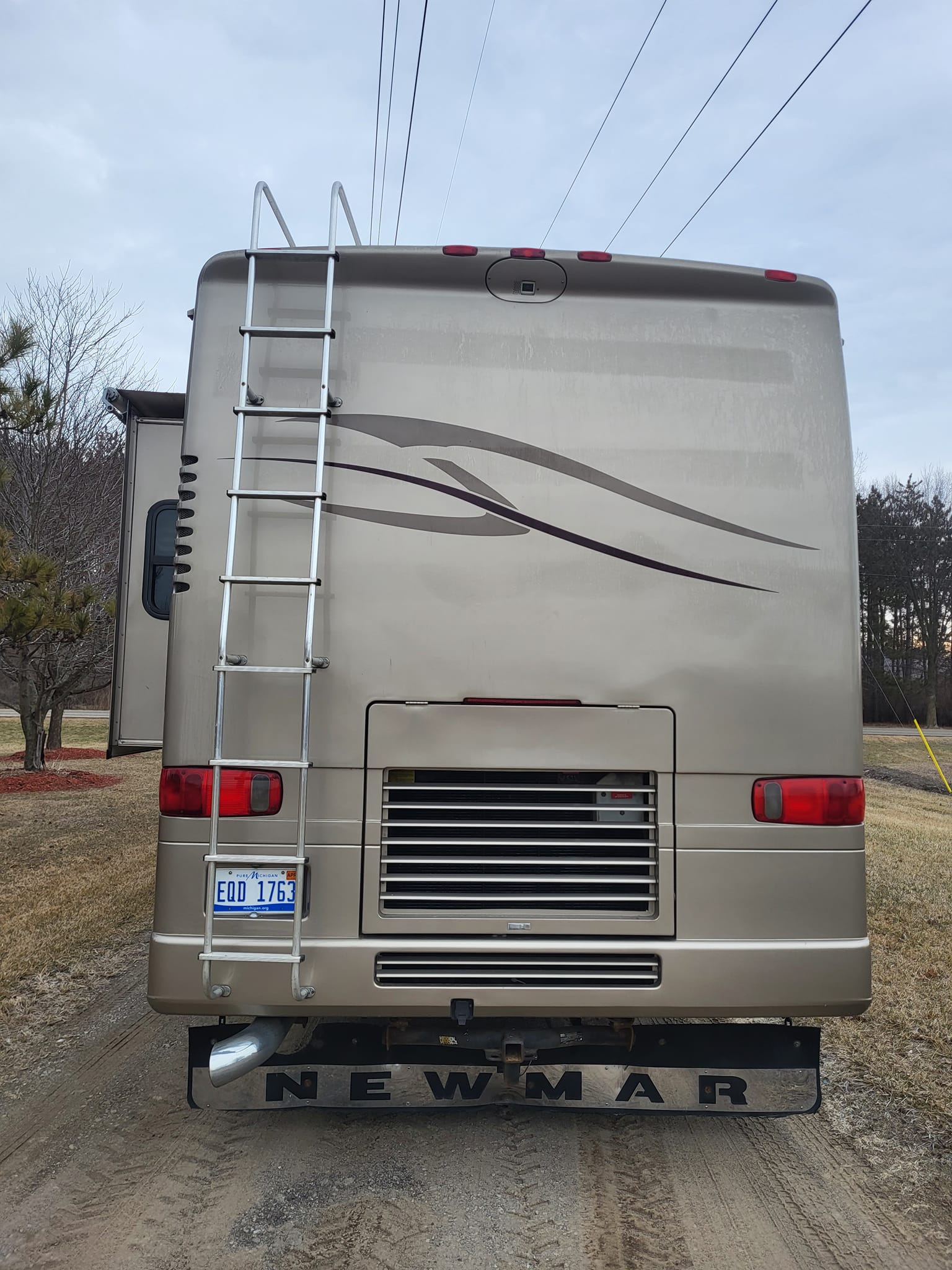 Used 2020 Newmar Kountry Star 4037 Motor Home Class A - Diesel