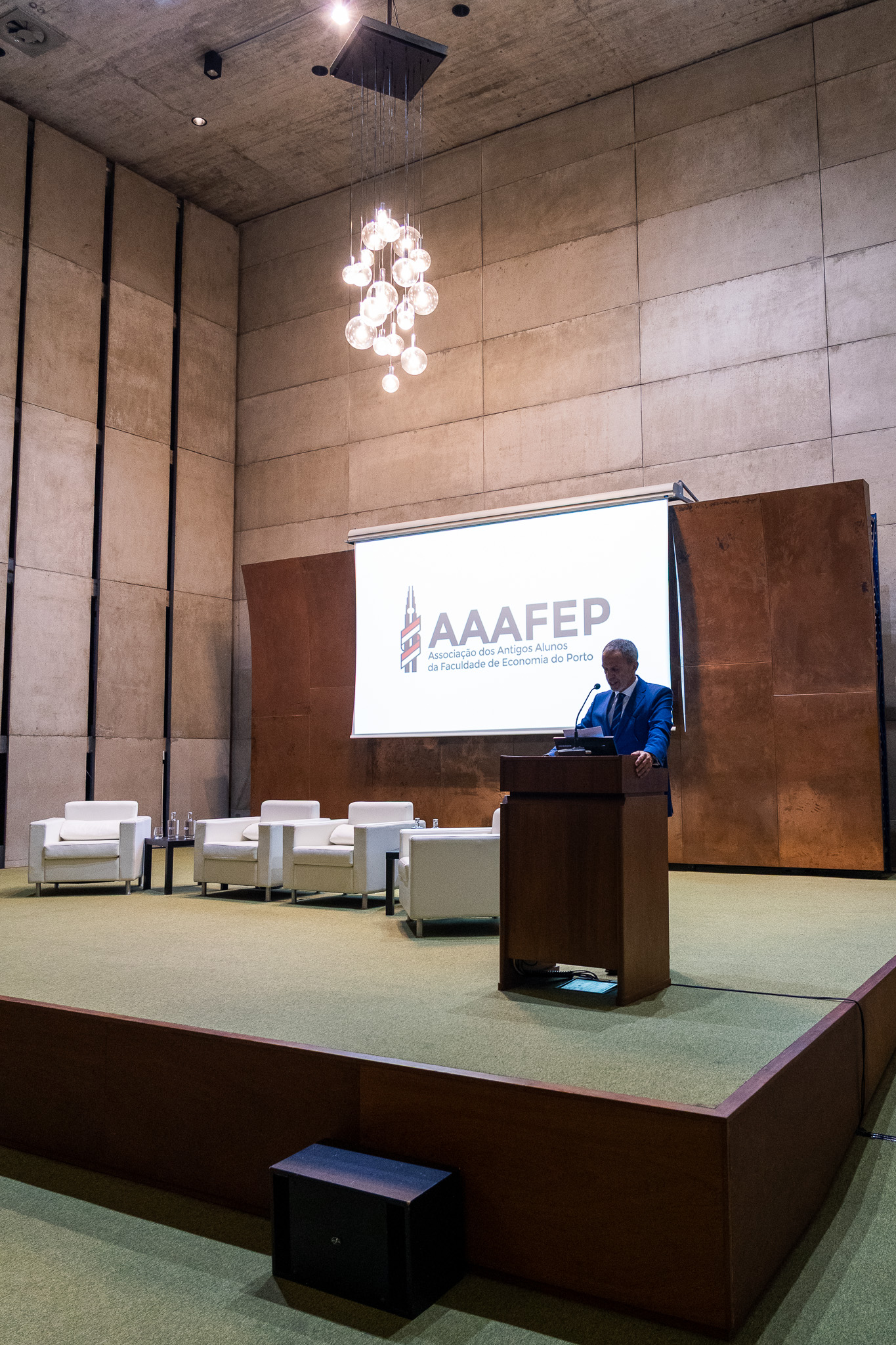 Associação Antigos Alunos FEP