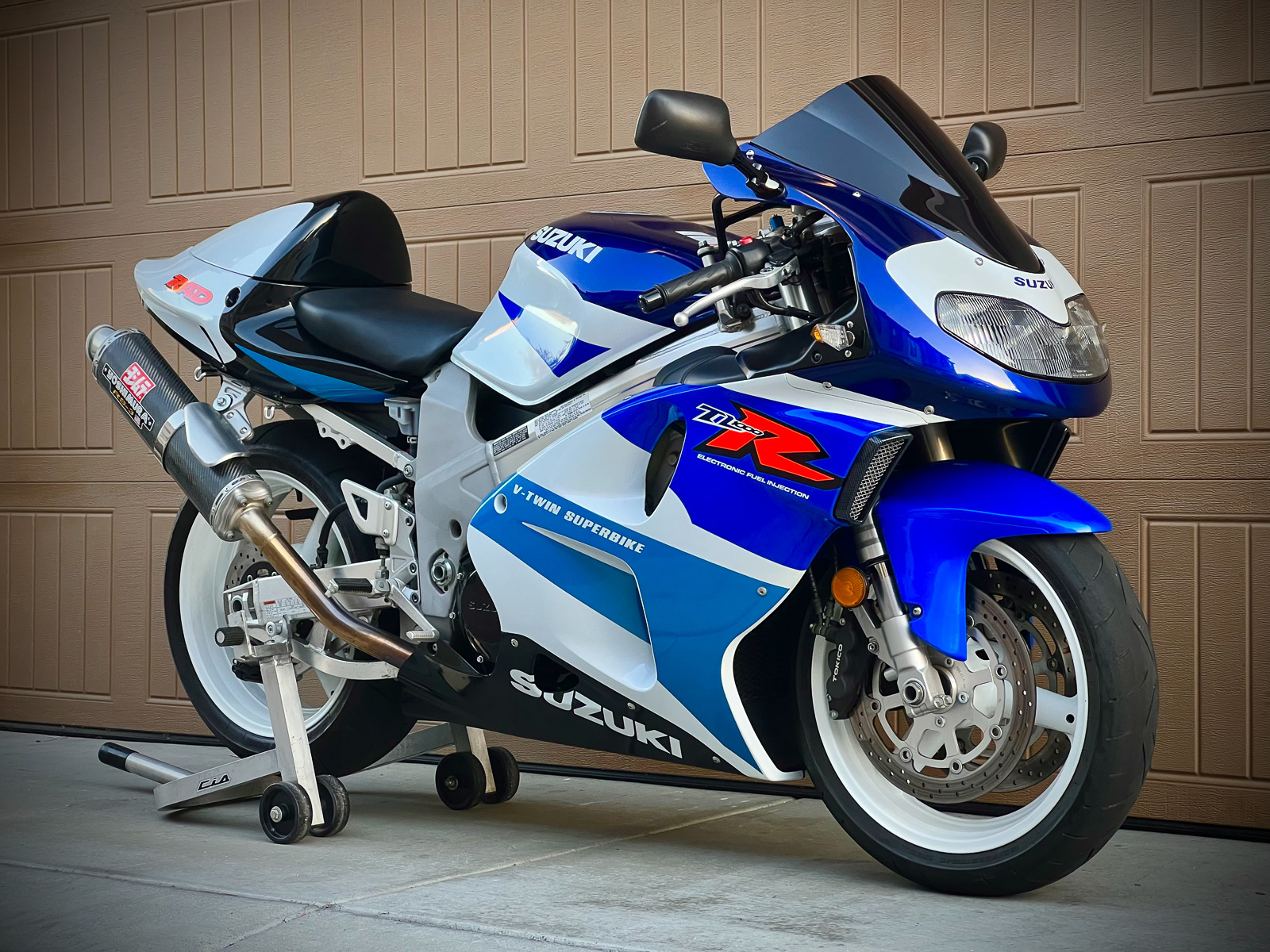 Iconic's 1st auction going live today's a full titanium exhaust