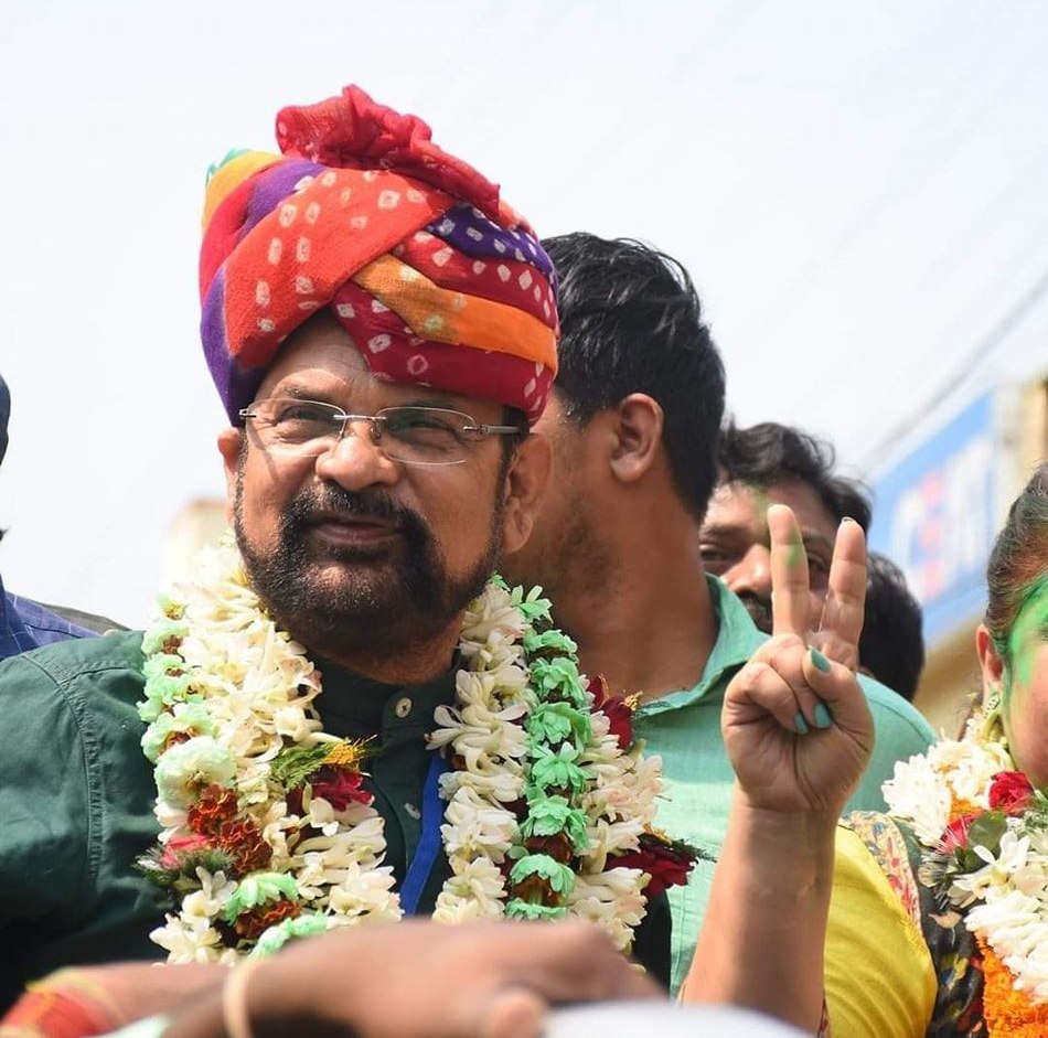 Man of the match Rabi Hansda of JHR Royal City in the Bengal Super ...