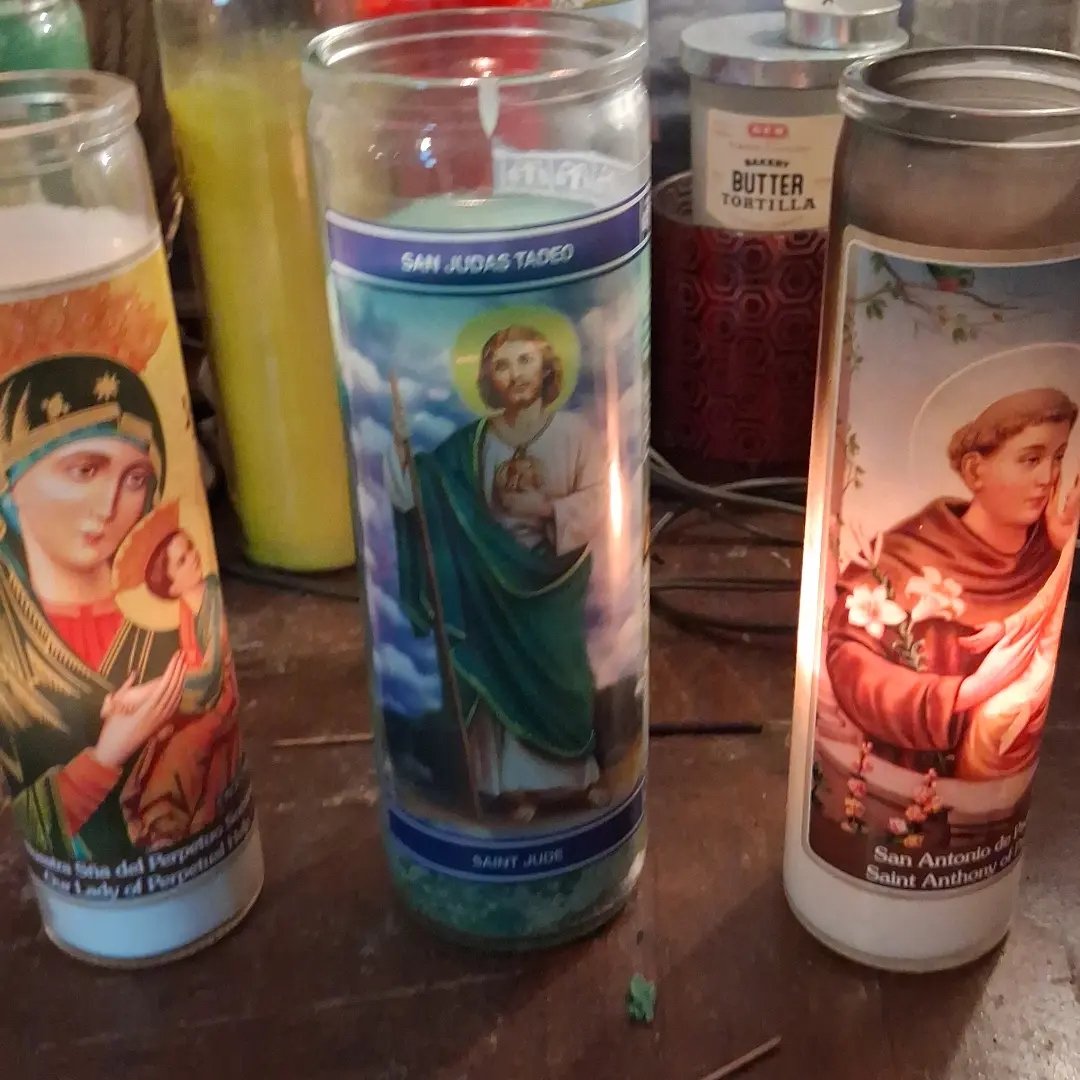 Lord jesus christ help me damian and all my family in jesus anme amen ...
