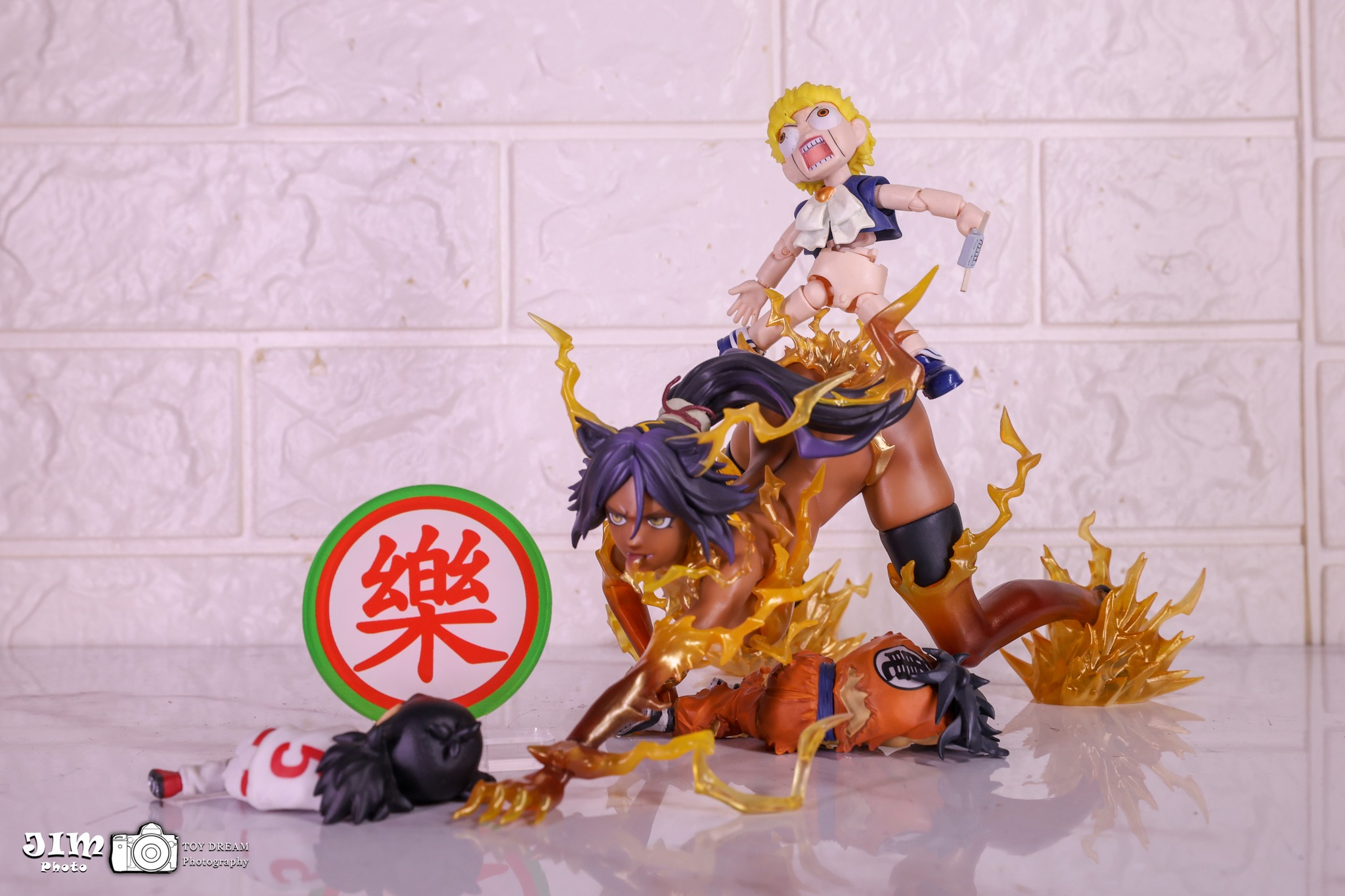 ポイくじPremium 一番くじ作品A賞尺寸約高: 20cm 寬: 13.5cm 深: 5.5cm