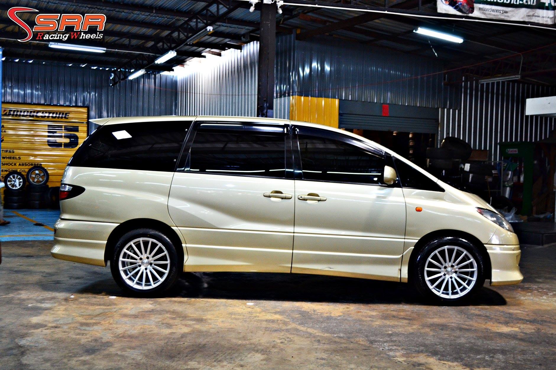 TOYOTA ESTIMA ติดตั้งเปลี่ยนล้อใหม่ Style VIP. ขอบ18